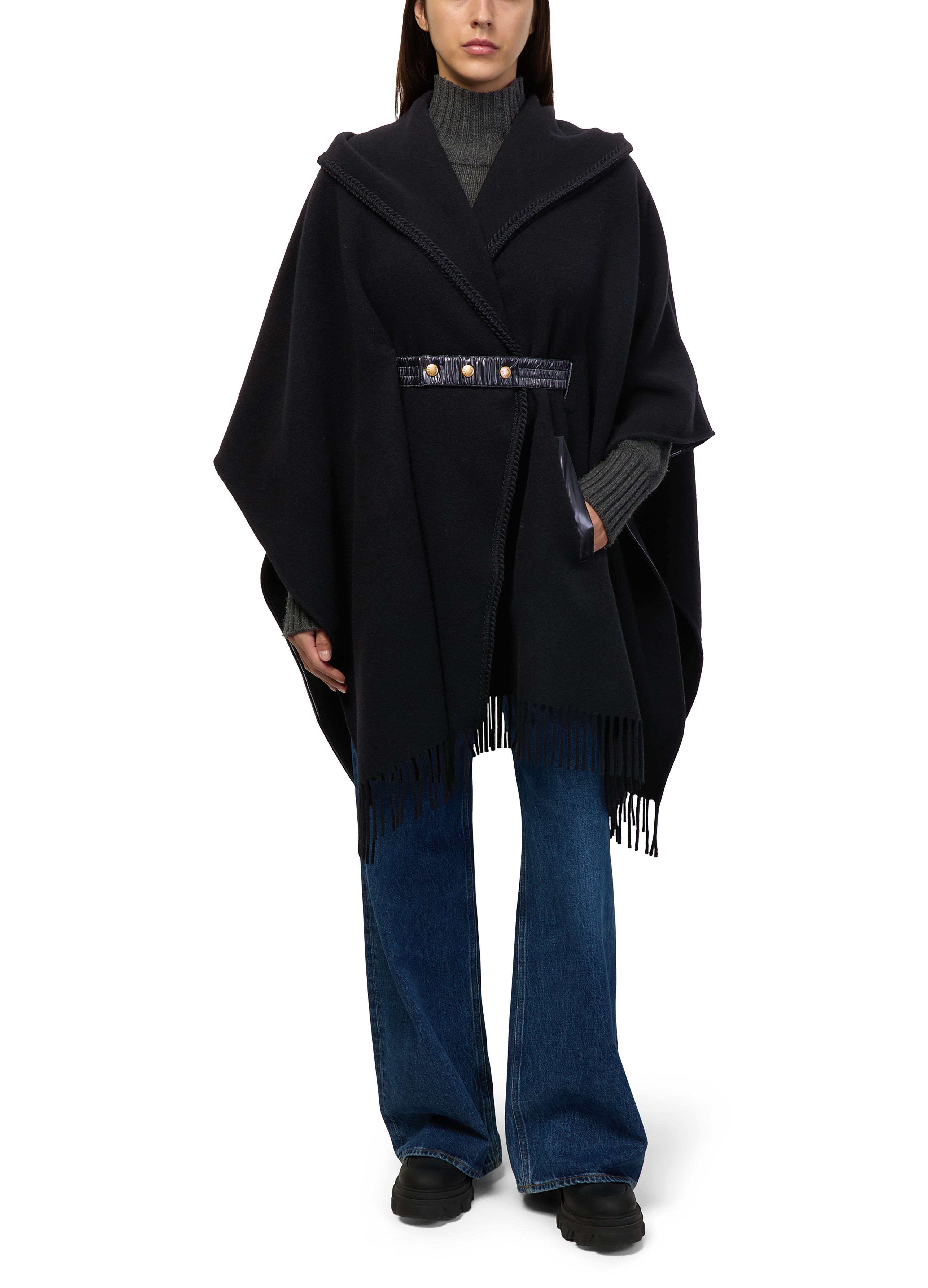 Wool cape thumbnail 6
