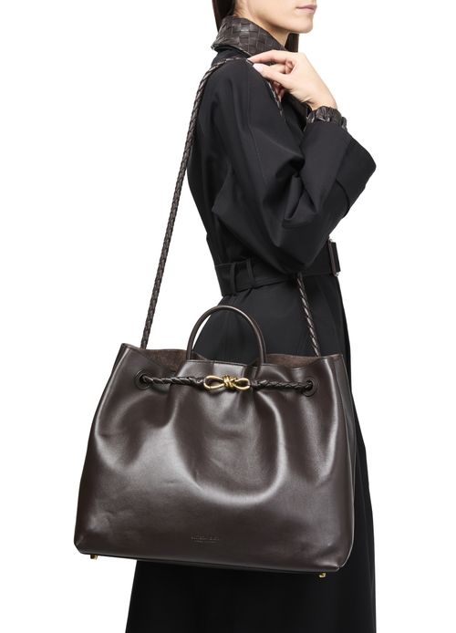 BOTTEGA VENETA Andiamo bag with smooth leather
