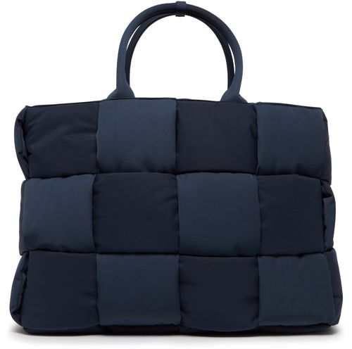 BOTTEGA VENETA Maxi Umhängetasche aus gepolstertem Nylon Cassette