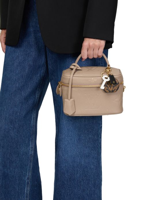 LOUIS VUITTON Illustre Boite A Chapeau Keyring And Bag Charm