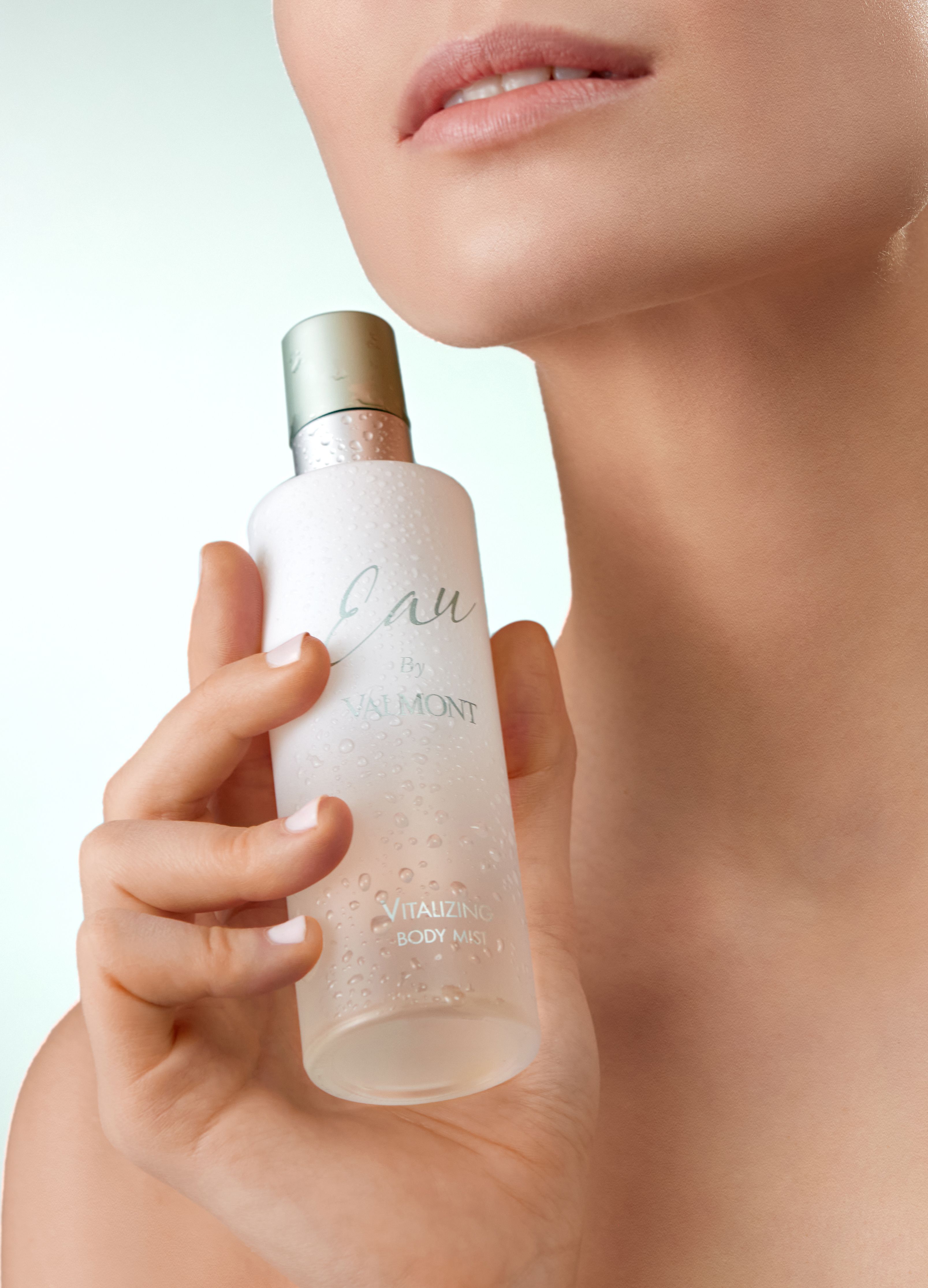 Eau by Valmont revitilizing body mist 150 ml thumbnail 4