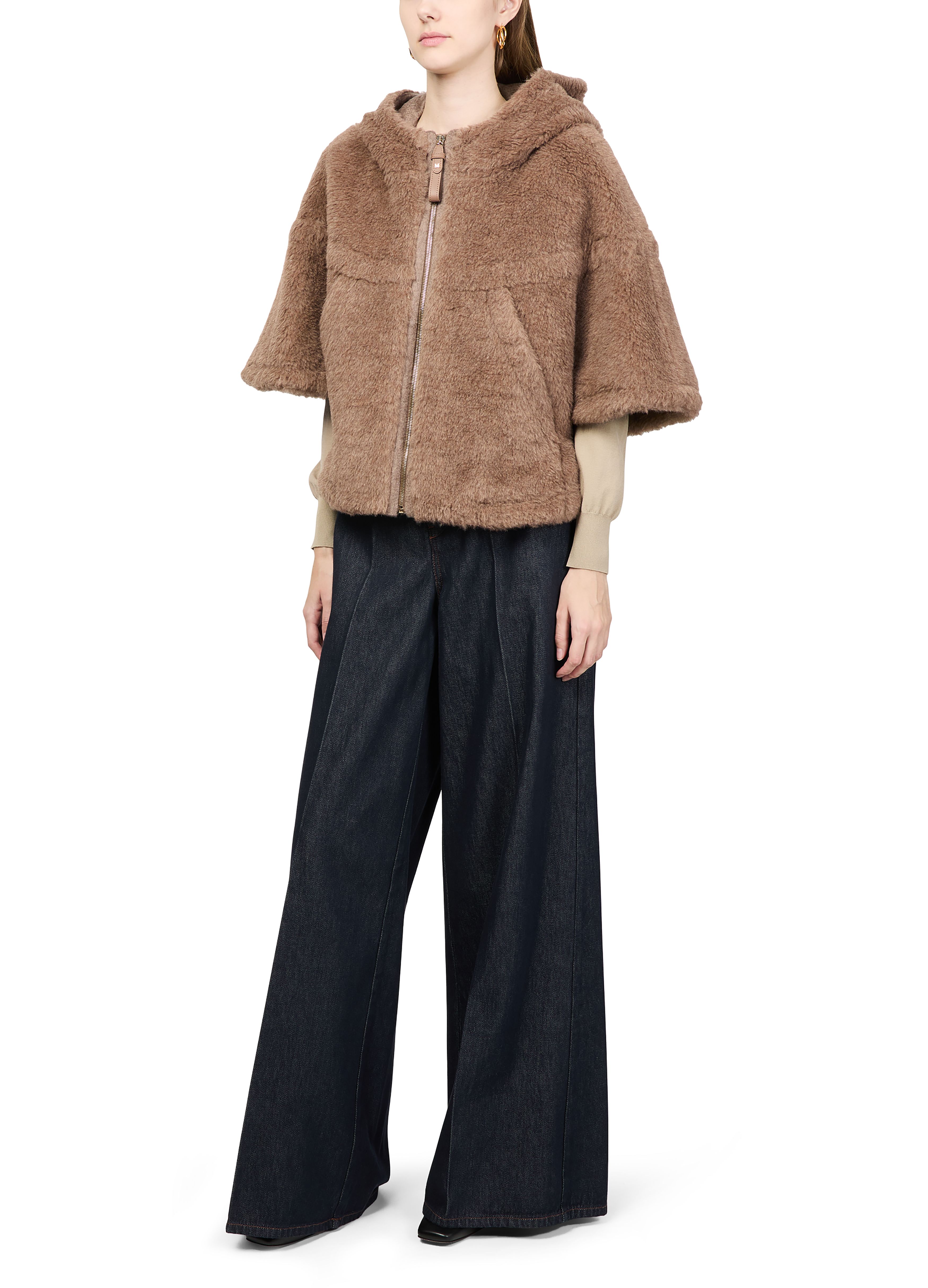 Petalo Teddy cape thumbnail 6