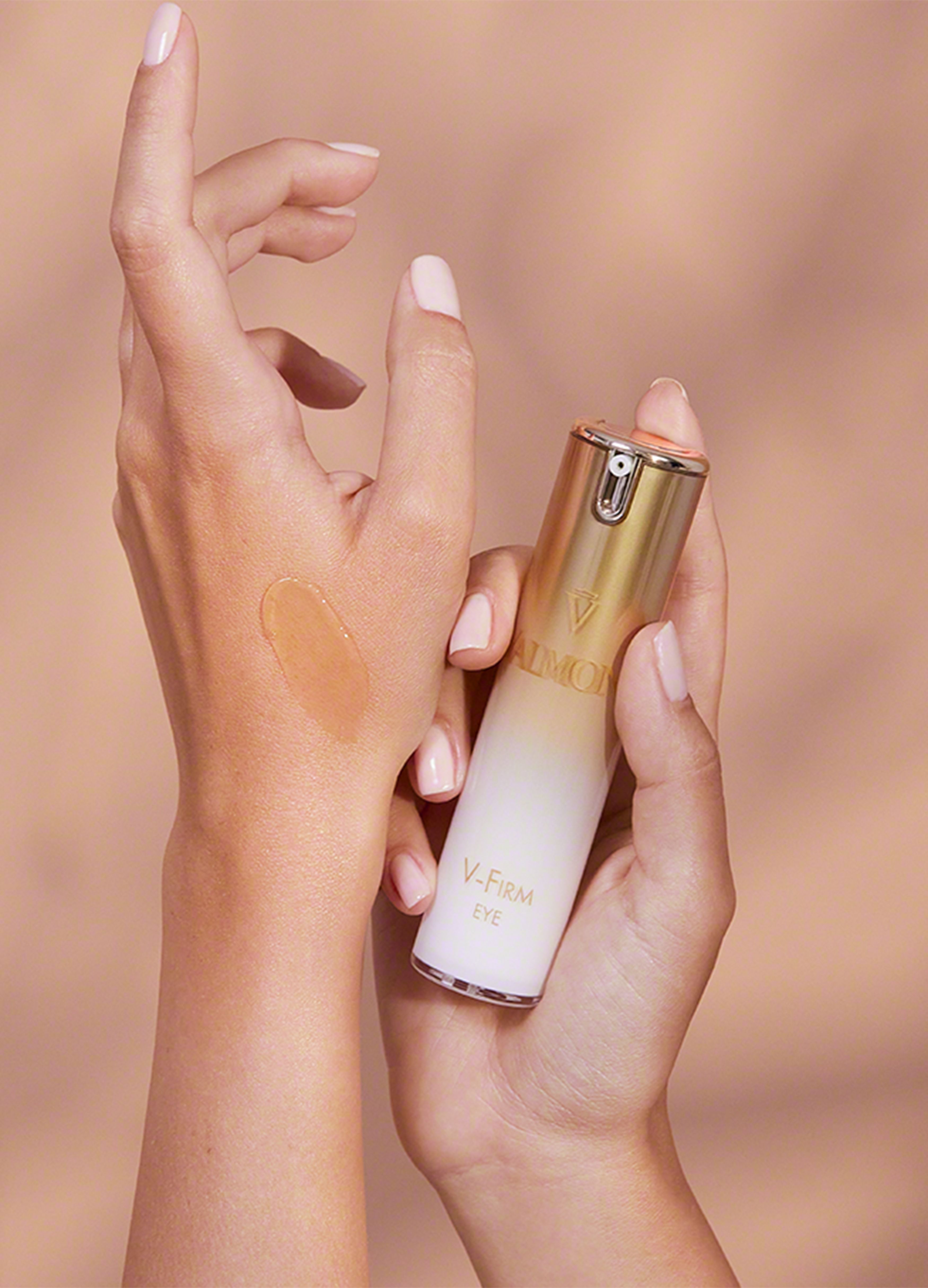 V-Firm firming care for the eye contour 15 ml thumbnail 9