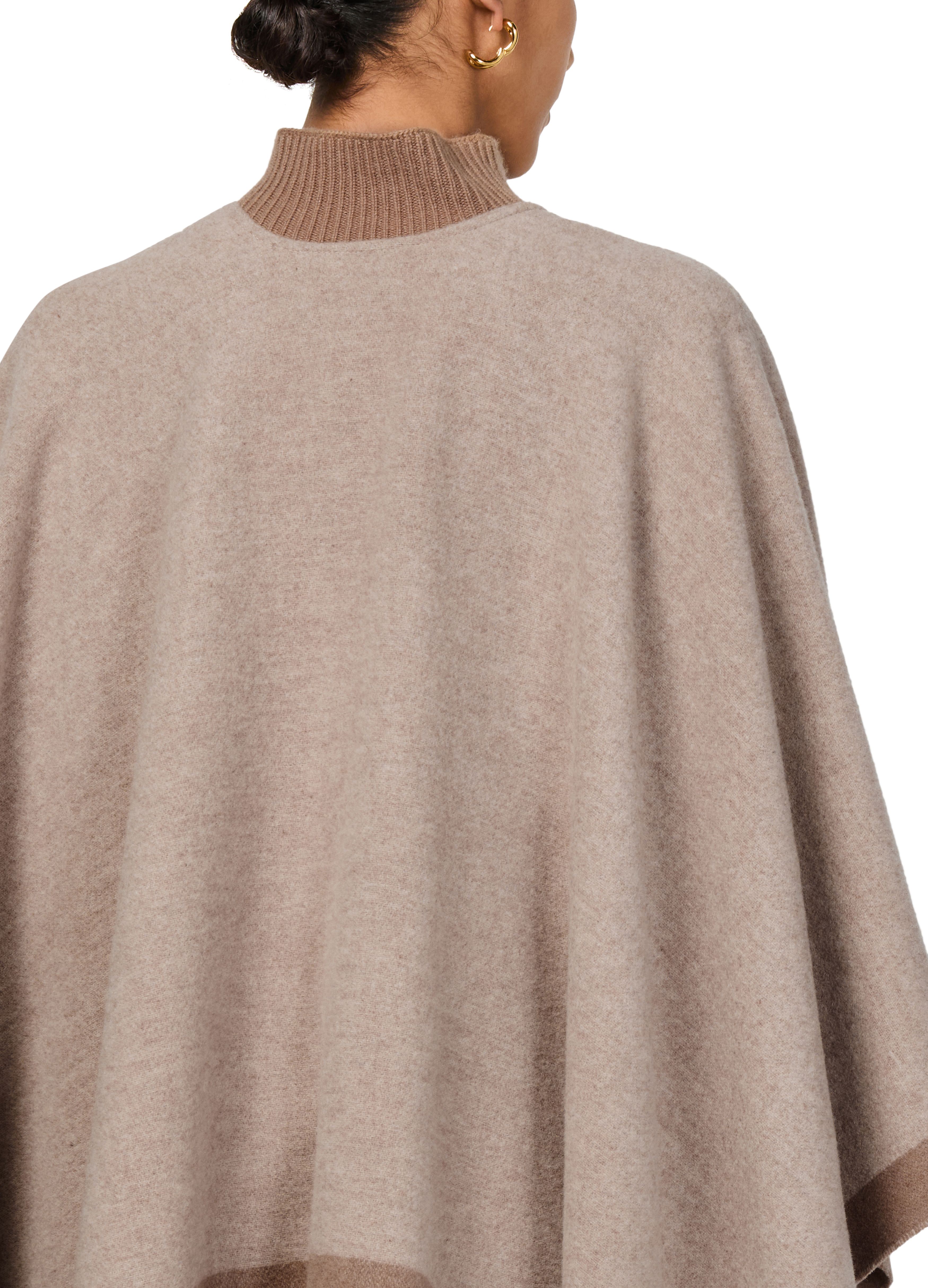 Hilde cape thumbnail 5