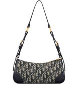 【様々なシーンで】DIOR 30 Montaigne Wanderlust ミニバッグ 30 Montaigne Wanderlust Mini Bag Blue Dior Oblique Chambray