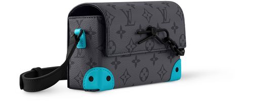 LOUIS VUITTON Steamer Wearable Wallet