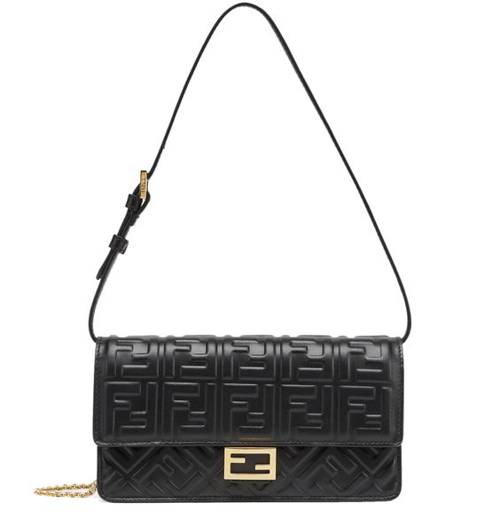 Fendi small chain wallet bag deals