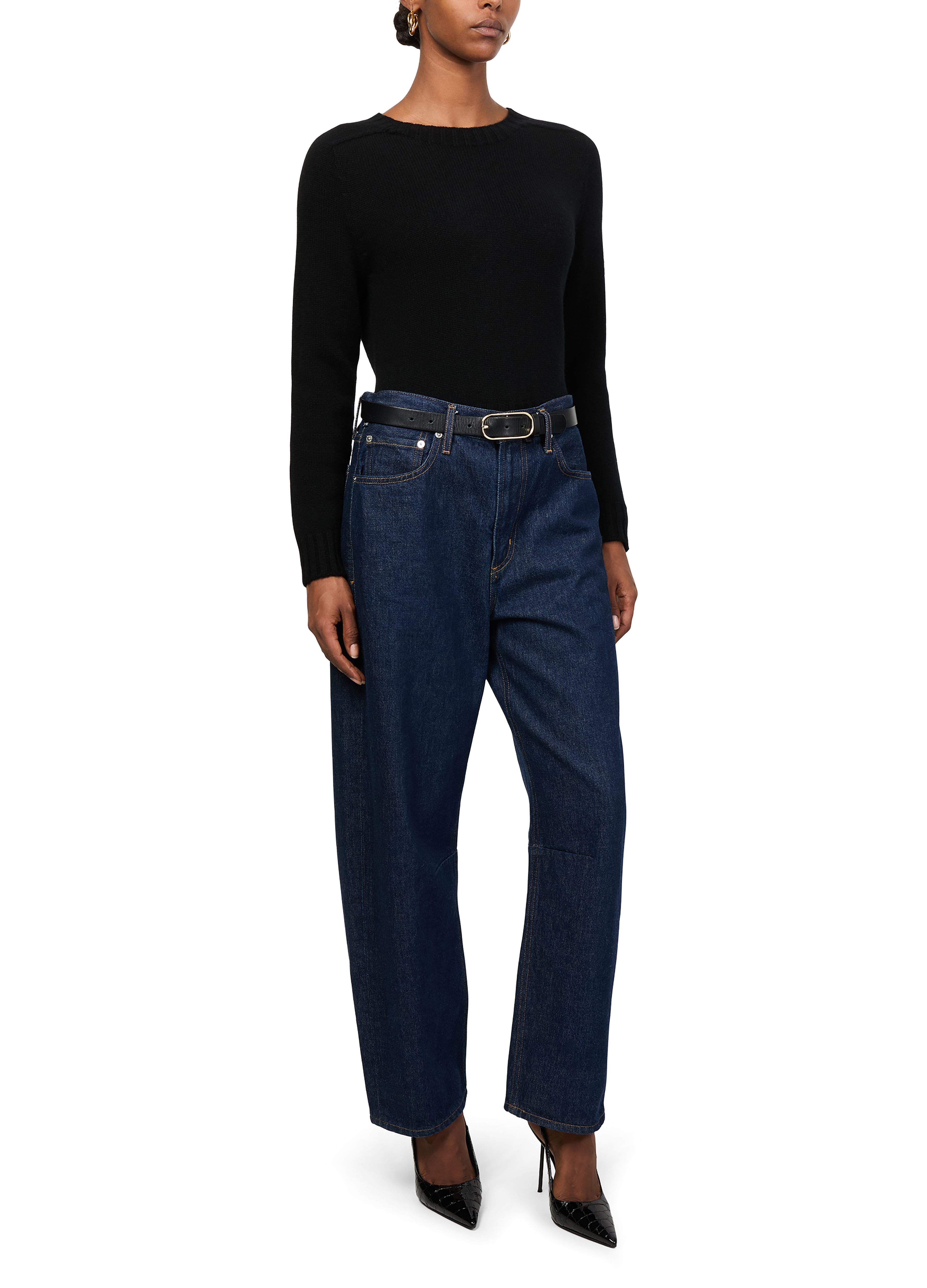 Round-neck sweater thumbnail 5