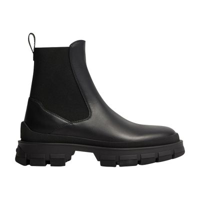 Moncler Hevea Lug Sole Chelsea Boot In Black