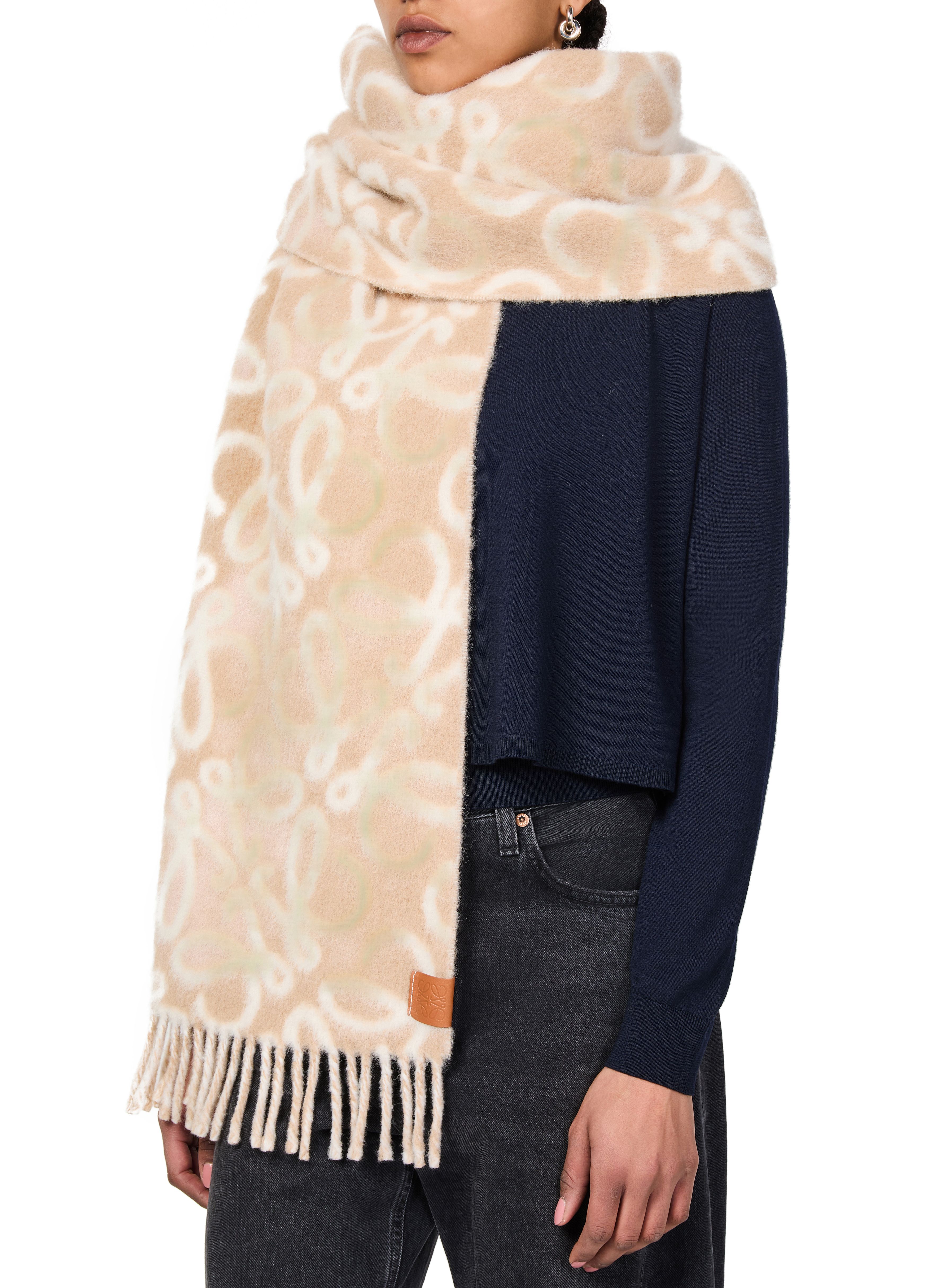 Anagram scarf in alpaca and wool blend thumbnail 5