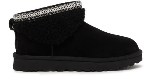 UGG Maxi Curly classique ultra mini ankle boots
