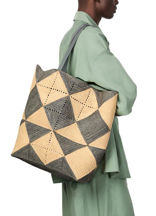 LOEWE Puzzle Fold Diamond XL Tote in raffia