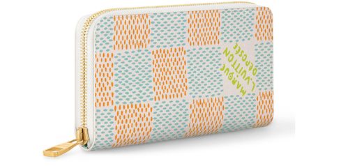 LOUIS VUITTON Zippy Vertical Wallet