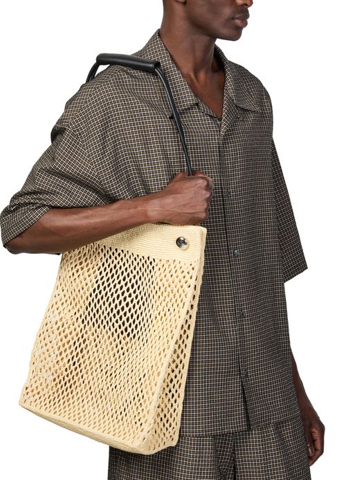 LOEWE Pebble Honeycomb Hobo in raffia