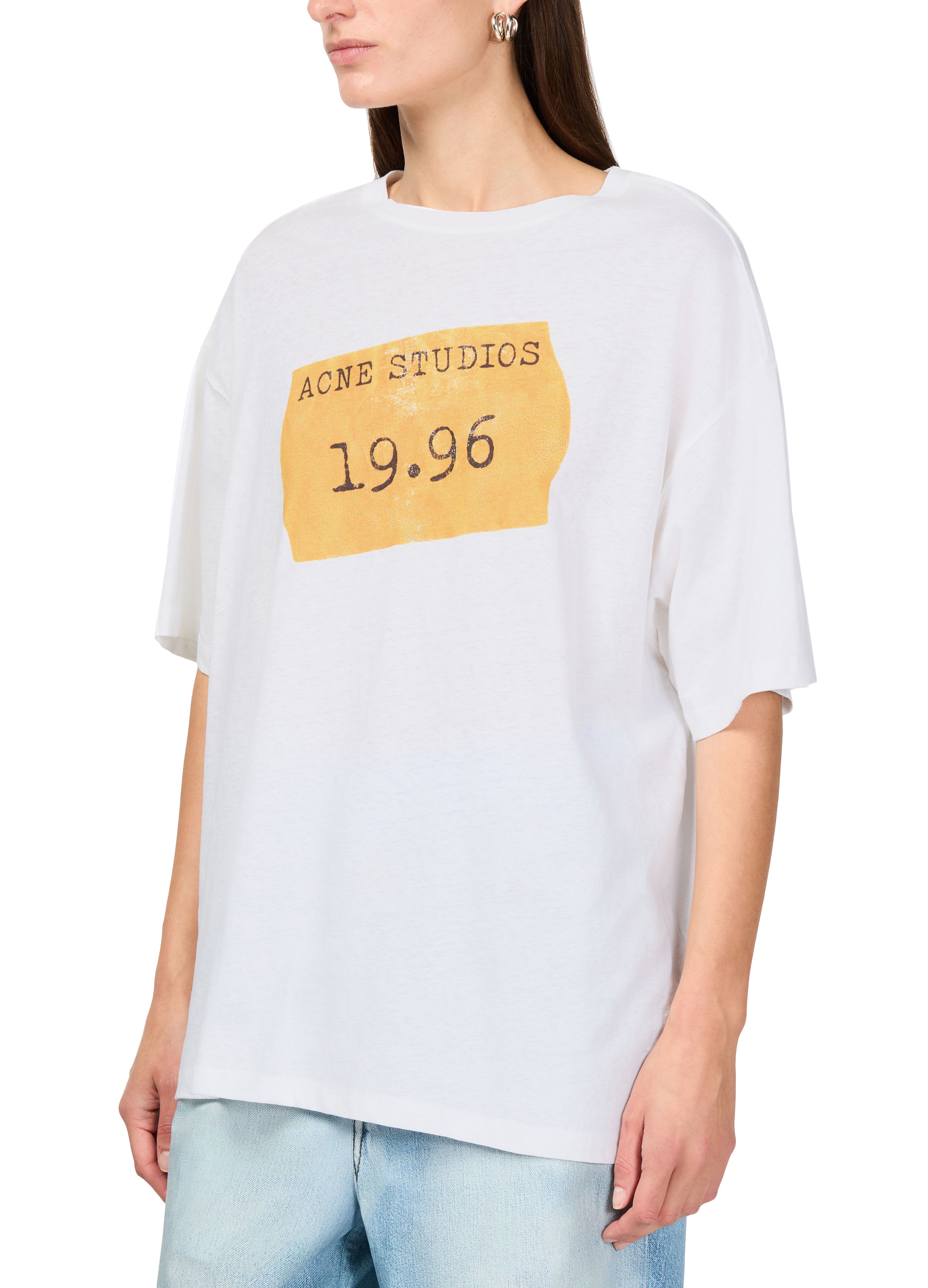 Short sleeves t-shirt thumbnail 4