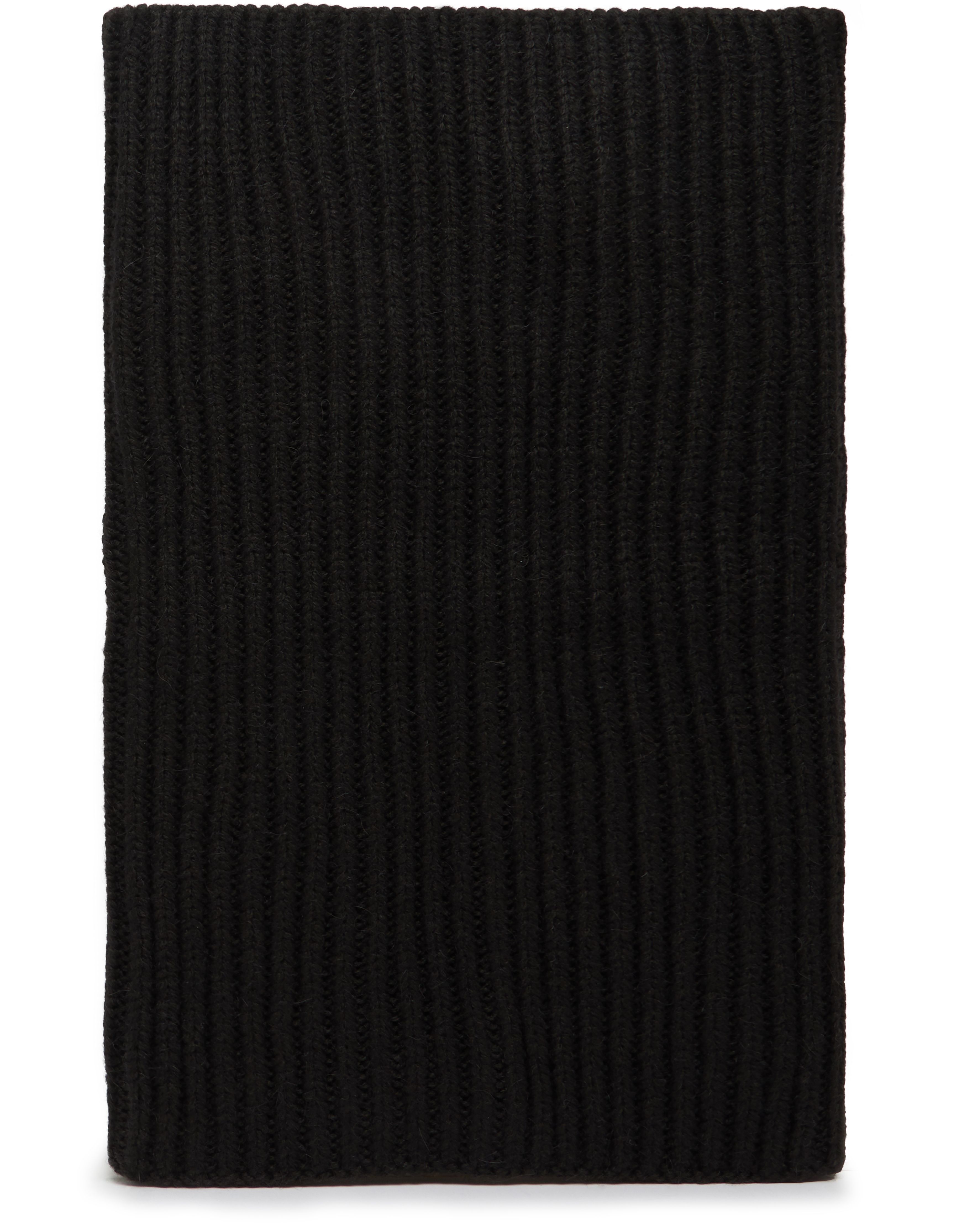 Knitted scarf