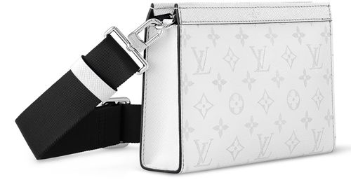 LOUIS VUITTON Gaston Wearable Wallet 