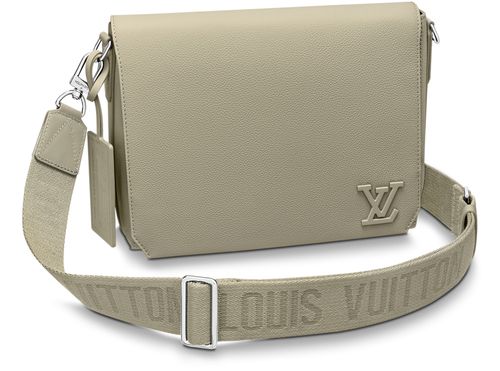 LOUIS VUITTON Takeoff Messenger Tasche