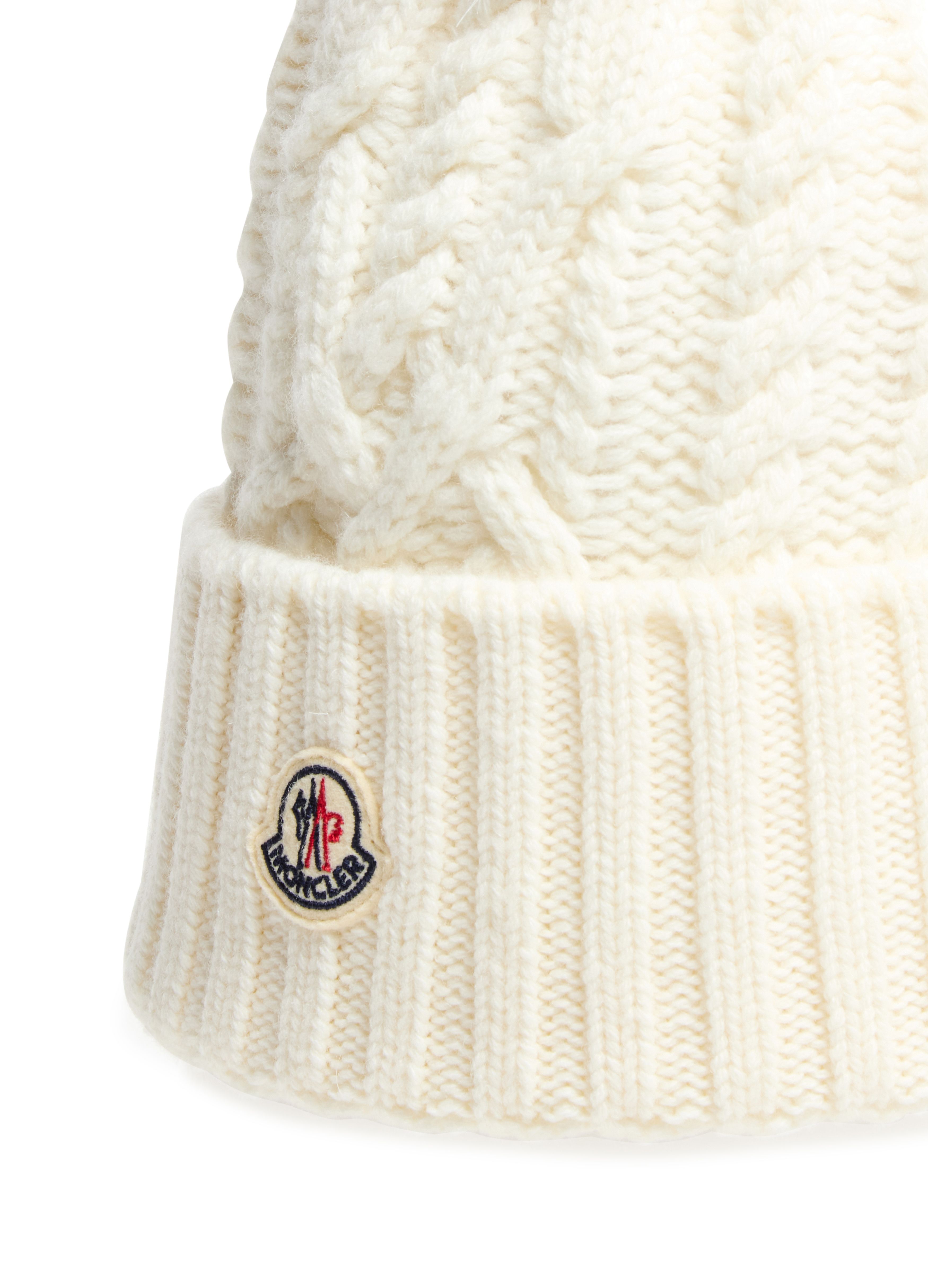 Beanie with logo thumbnail 4