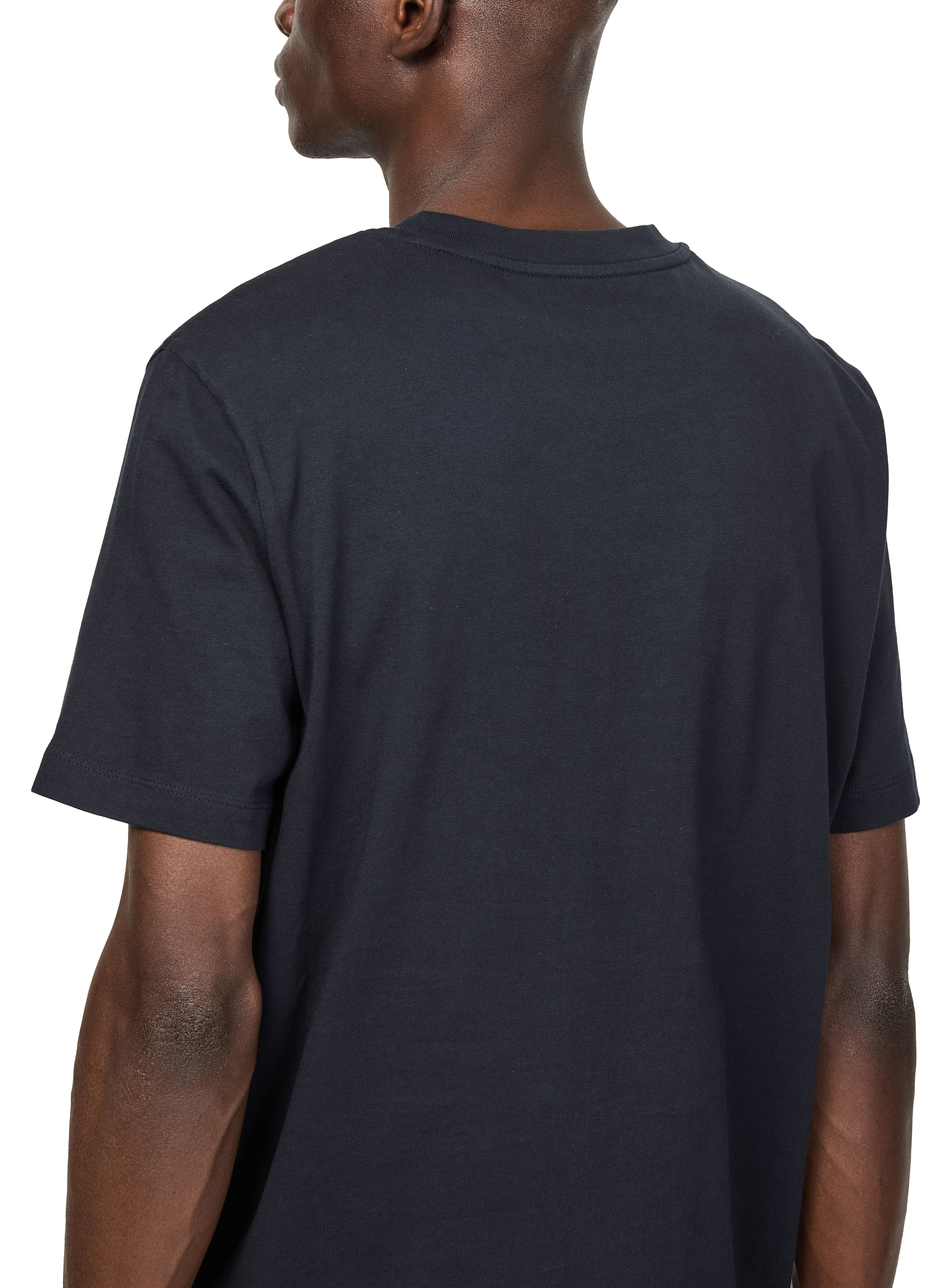 Short sleeved t-shirt thumbnail 5