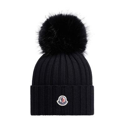Moncler Pom Pom Hat With Logo In Black