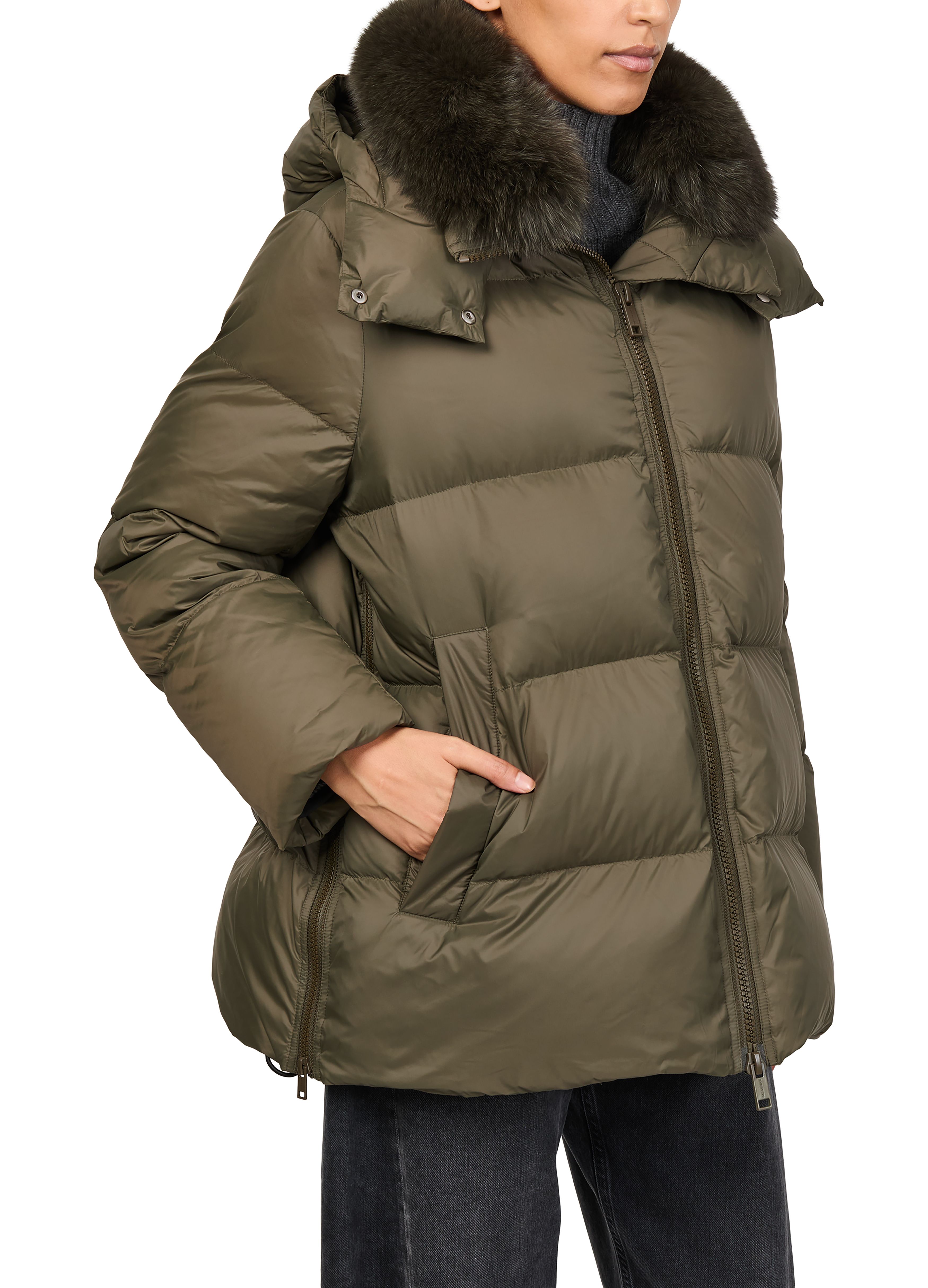 Hooded puffer jacket with a fox fur collar thumbnail 4