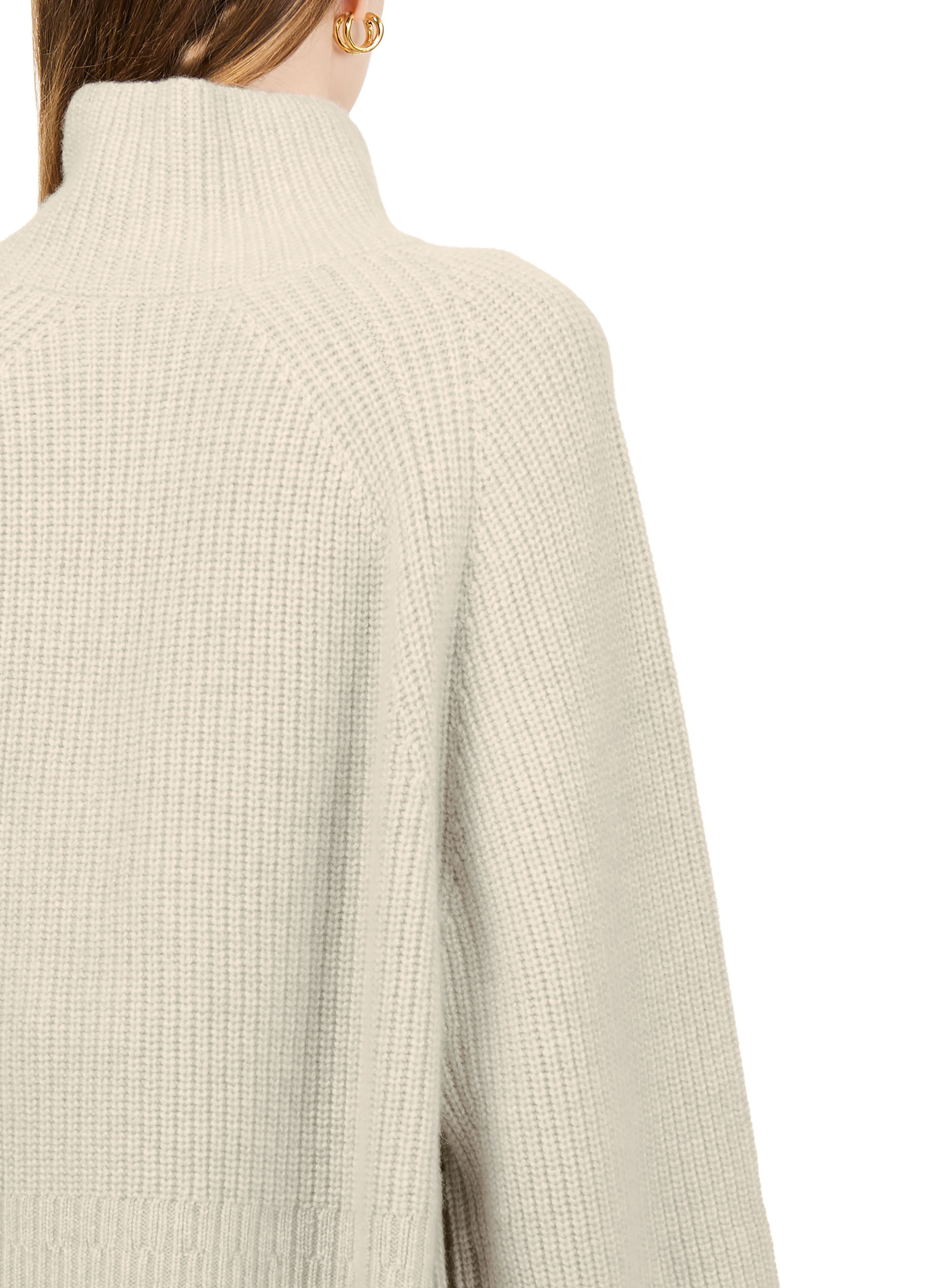 High neck sweater buttoned at the side thumbnail 4
