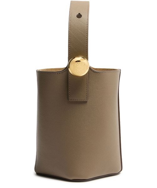 LOEWE Mini Pebble Bucket en cuir de veau grainé souple