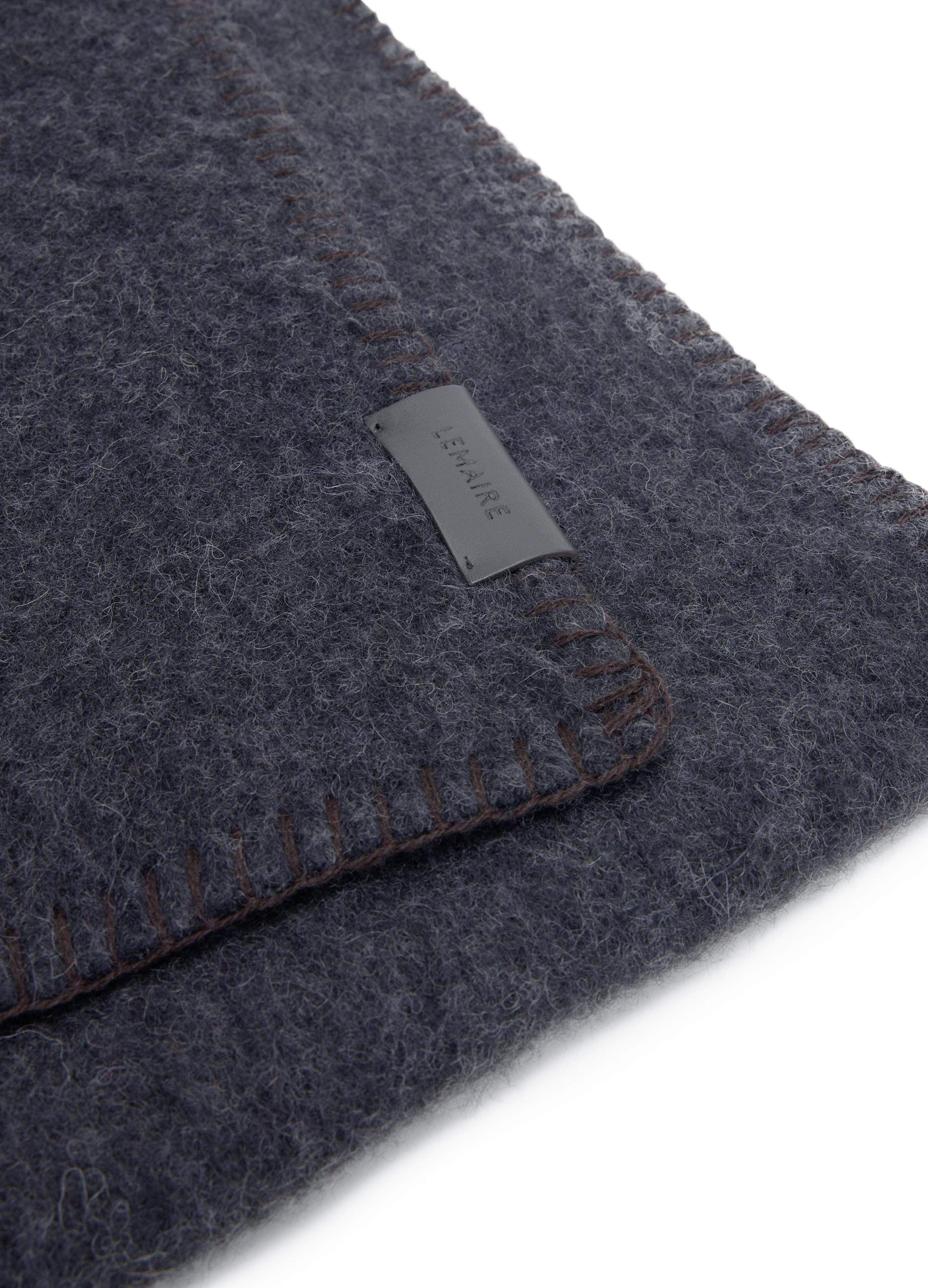 Cocotte fluffy scarf thumbnail 3
