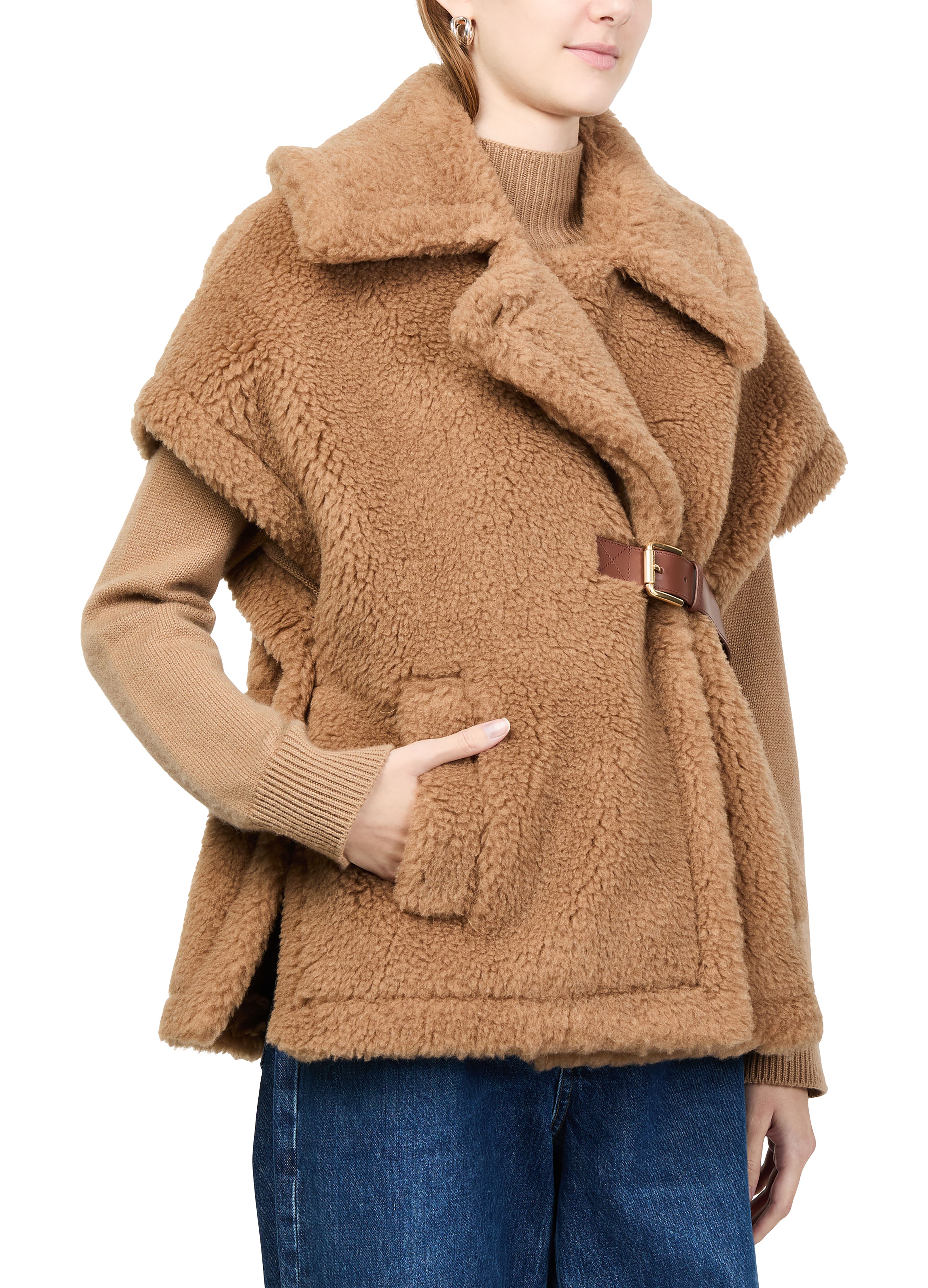Newabavo Teddy cape thumbnail 4