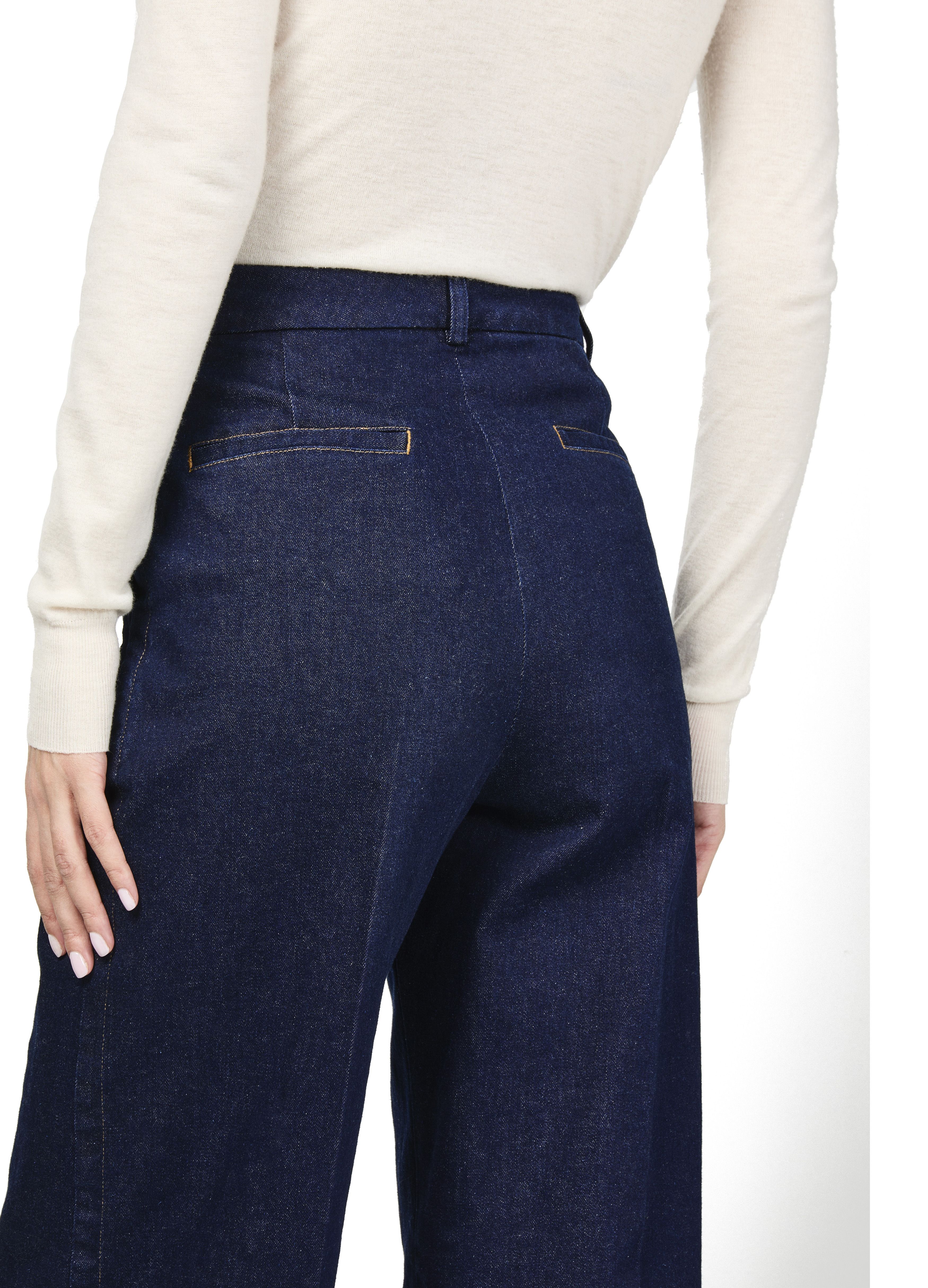 Straight leg jeans thumbnail 5