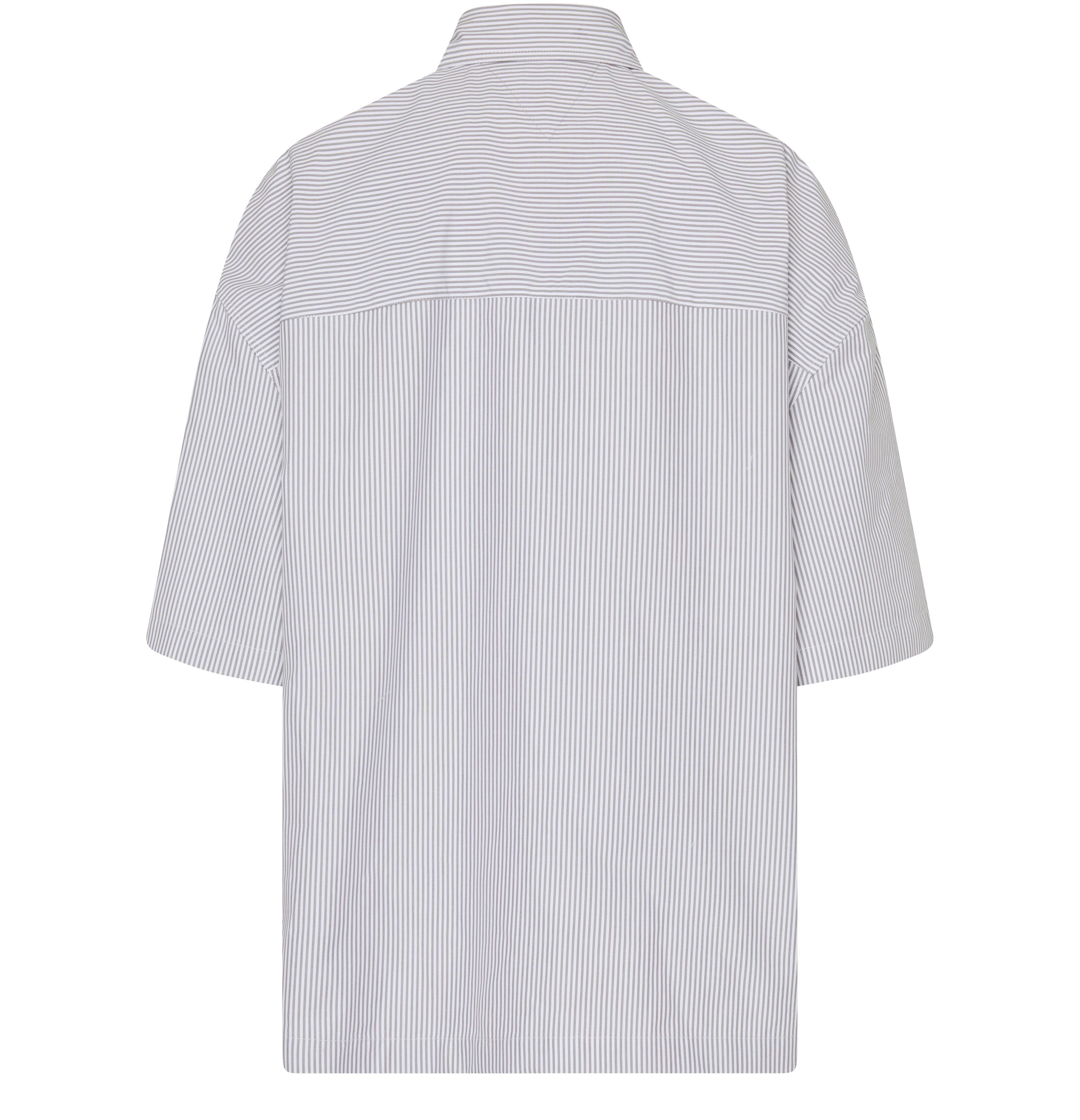 Short-sleeved shirt thumbnail 3