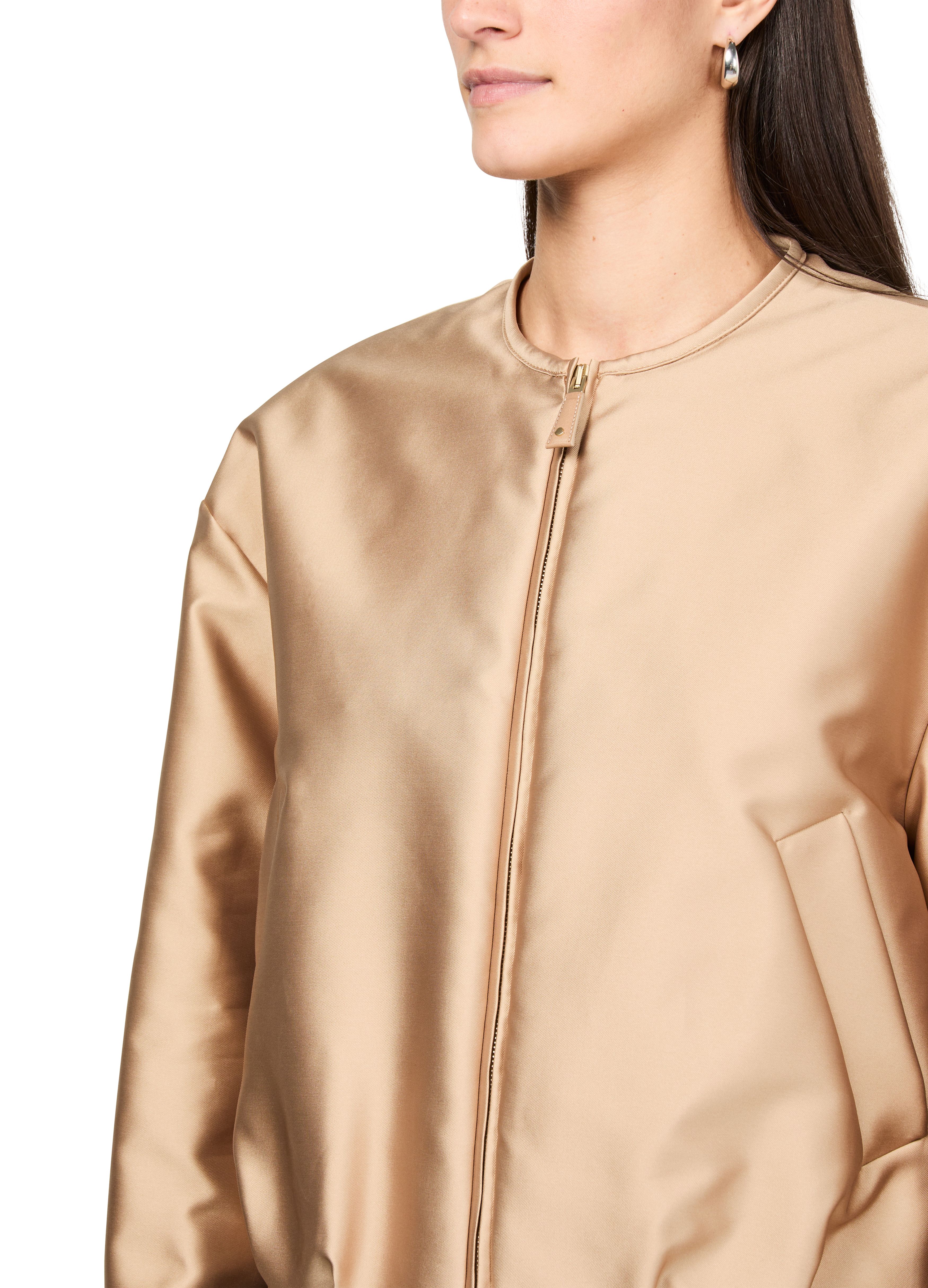 Maupa bomber thumbnail 4