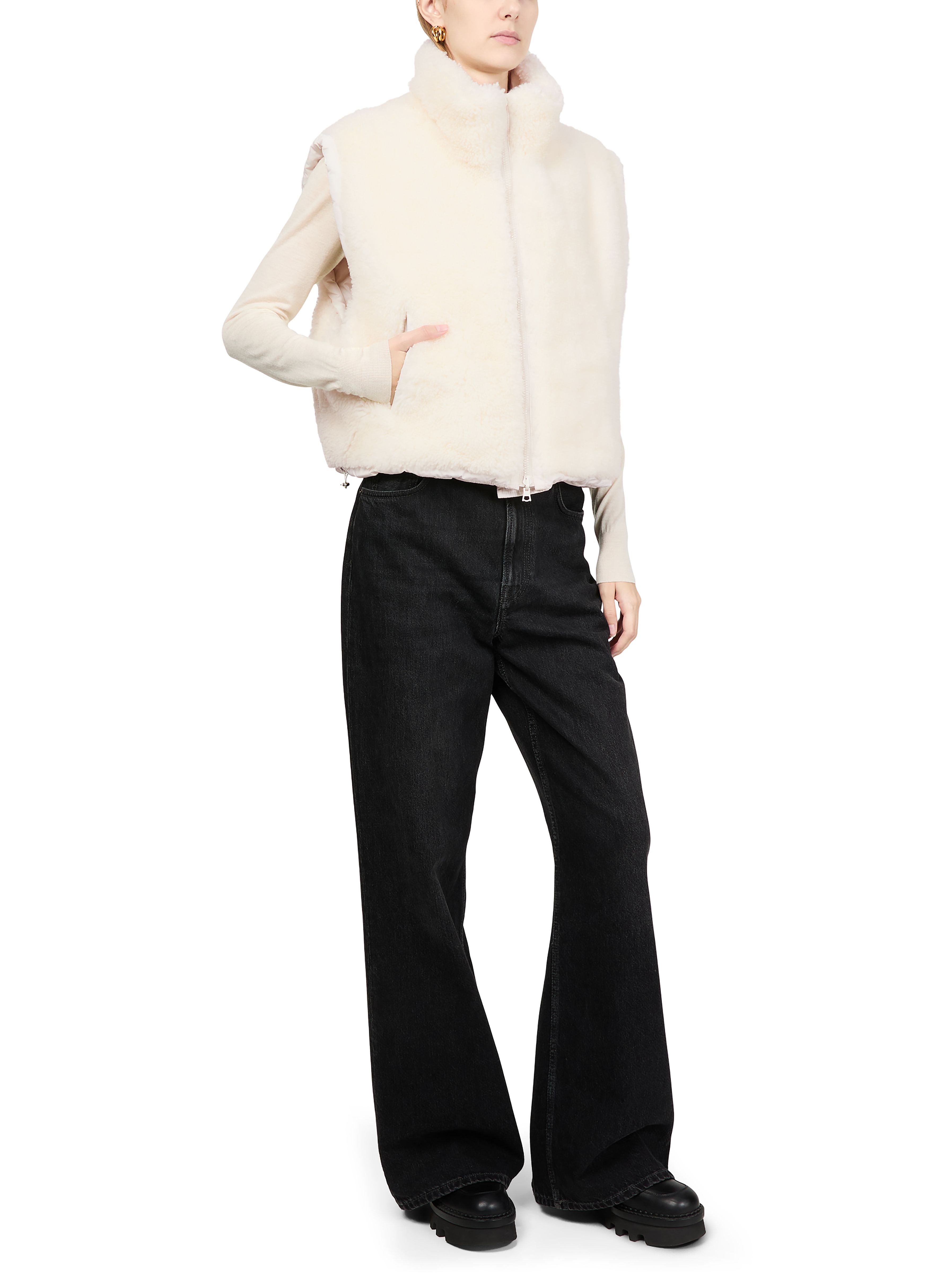 Short sheepskin gilet 6