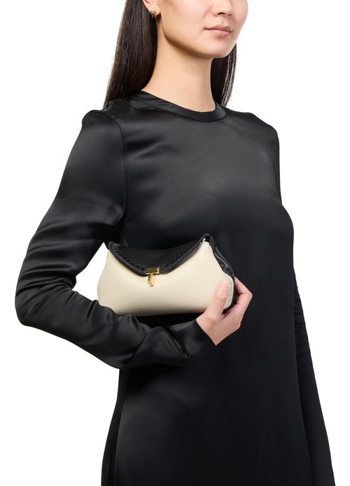 TOTEME Mini-Clutch T-Lock aus geflochtenem Leder