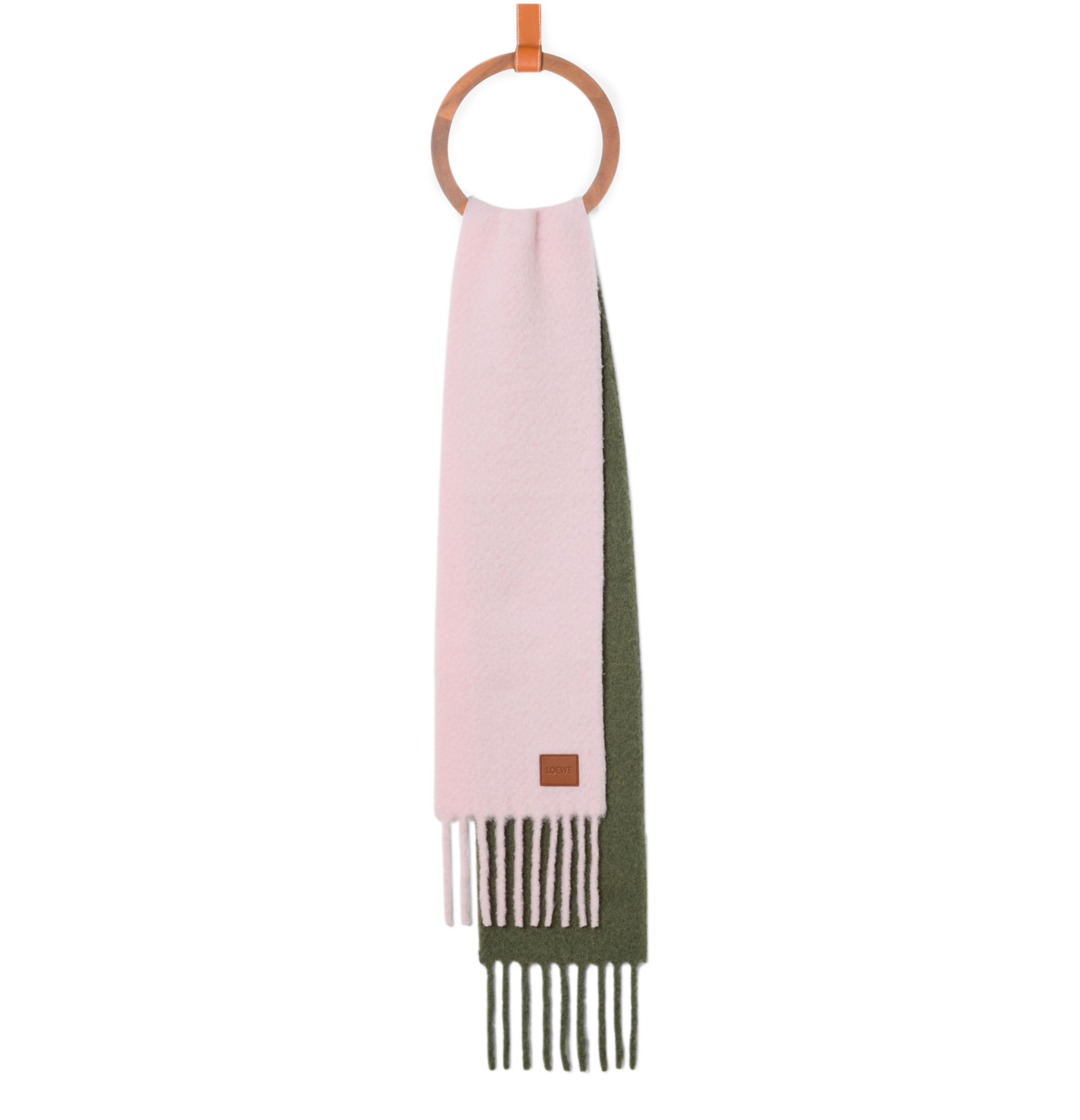 Two-tone alpaca and wool scarf thumbnail 4