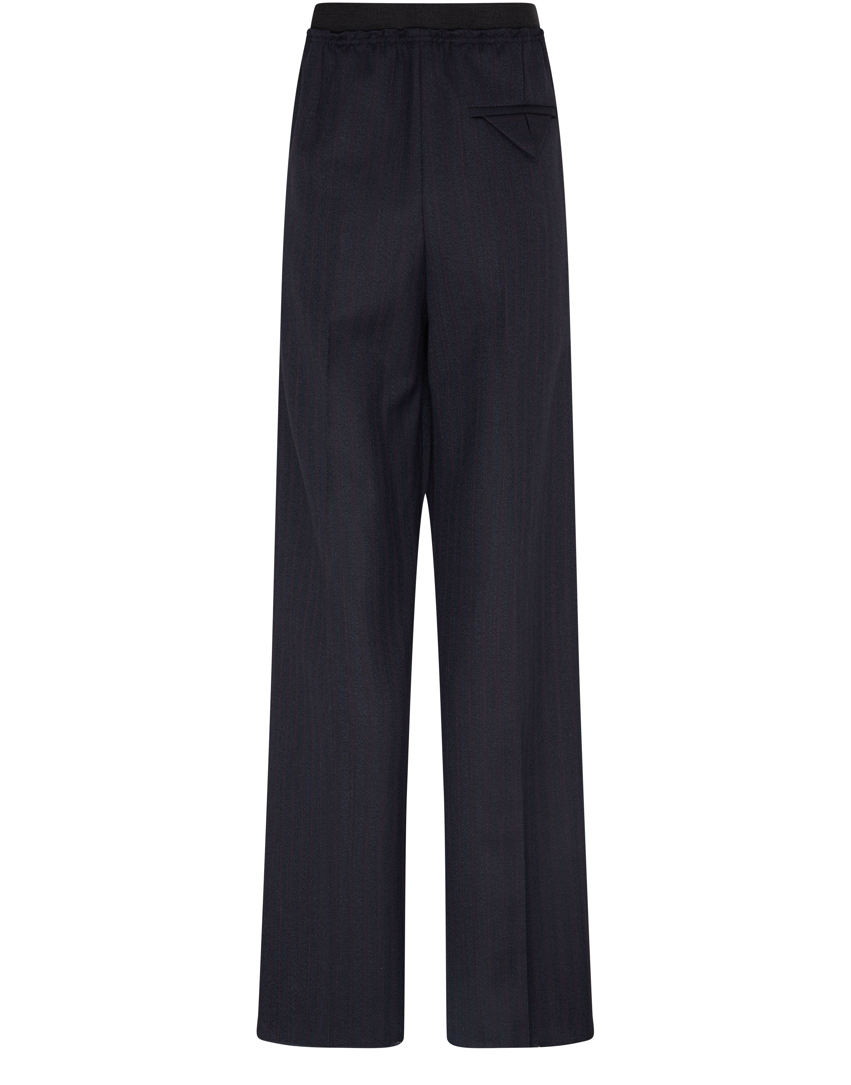 Loose pants thumbnail 3