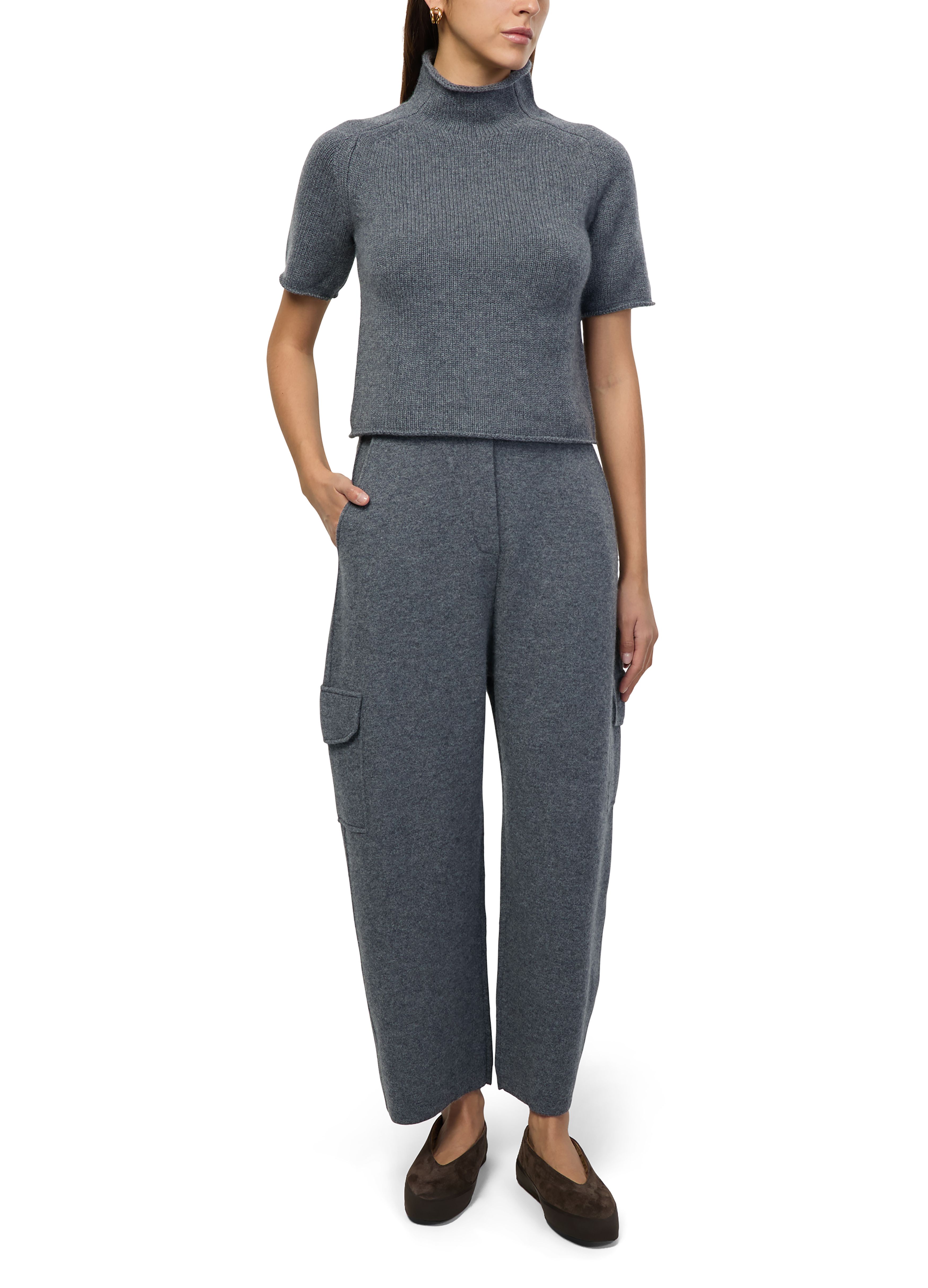 Fride turteleneck cashmere sweater thumbnail 6