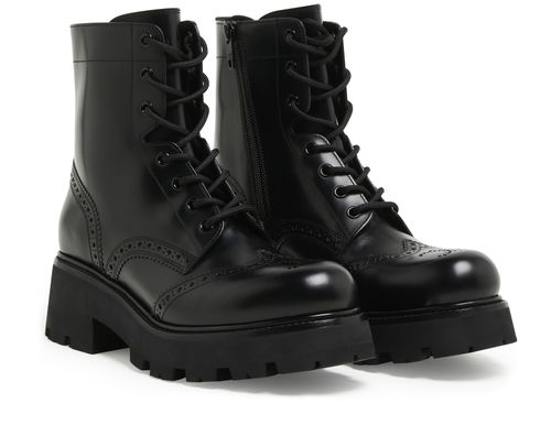 CELINE Celine Triomphe rangers zipped boot in polished bull