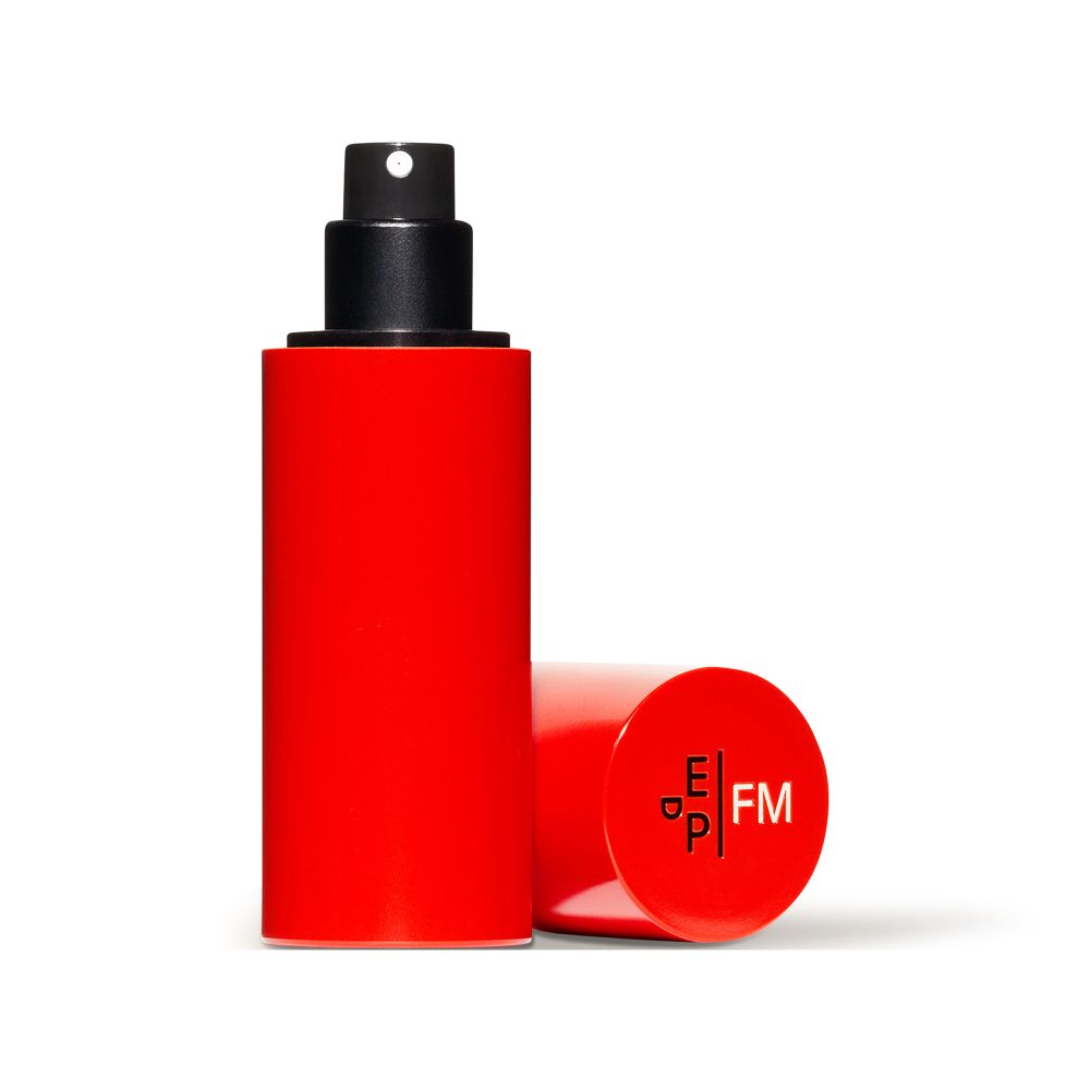 Travel spray case thumbnail 4