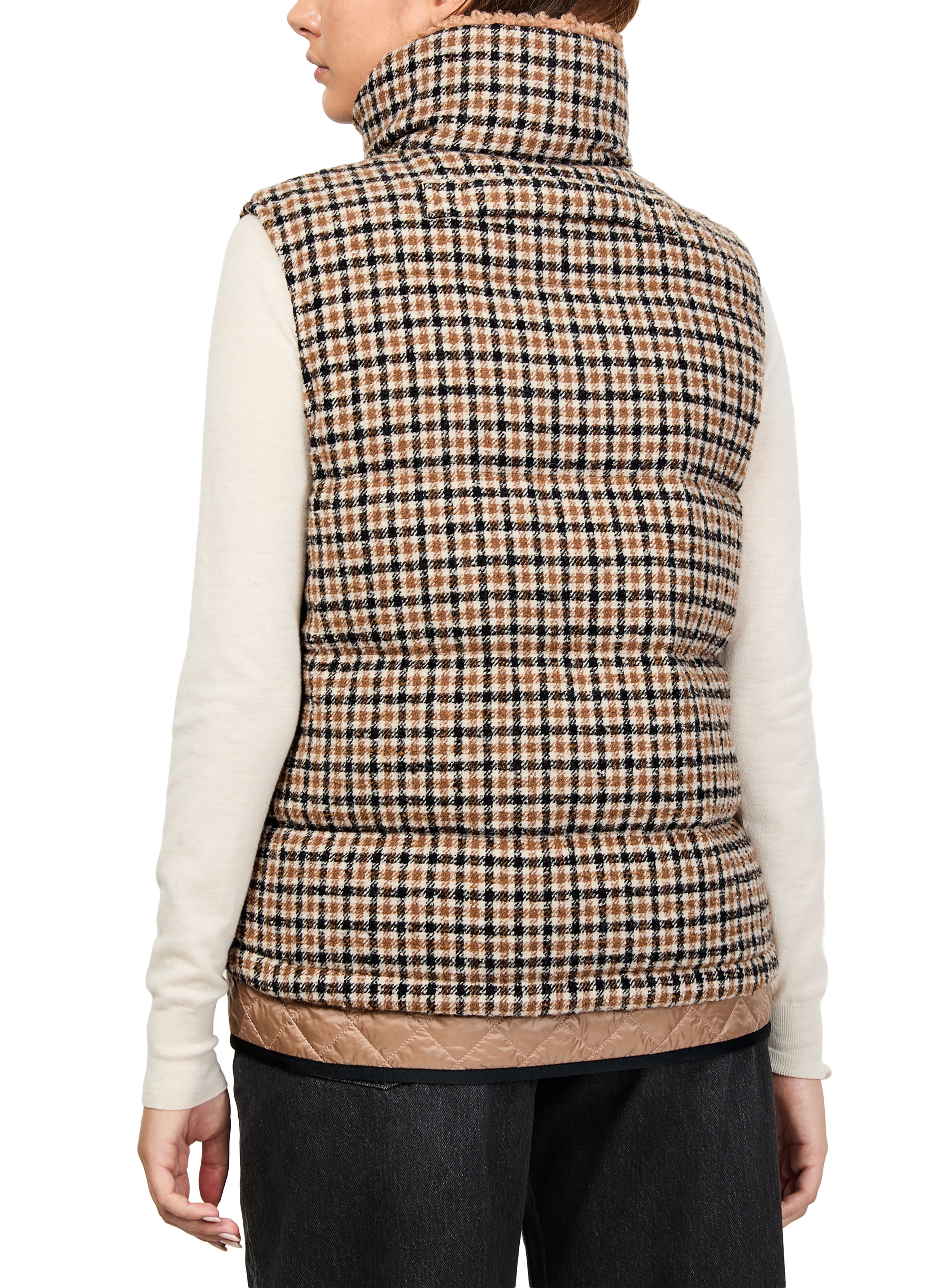 Touvet sleeveless dow jacket thumbnail 5