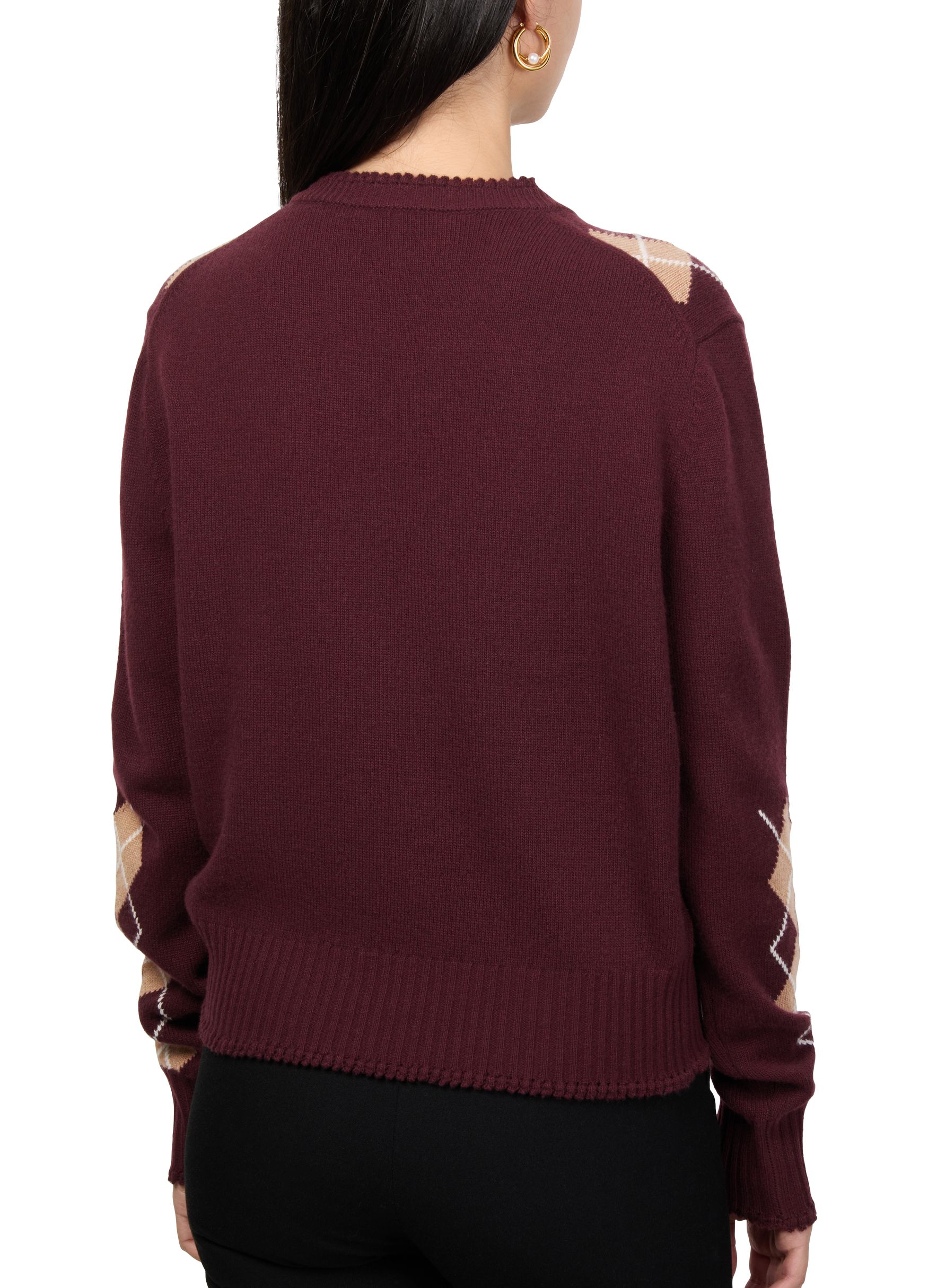 V neck sweater thumbnail 5