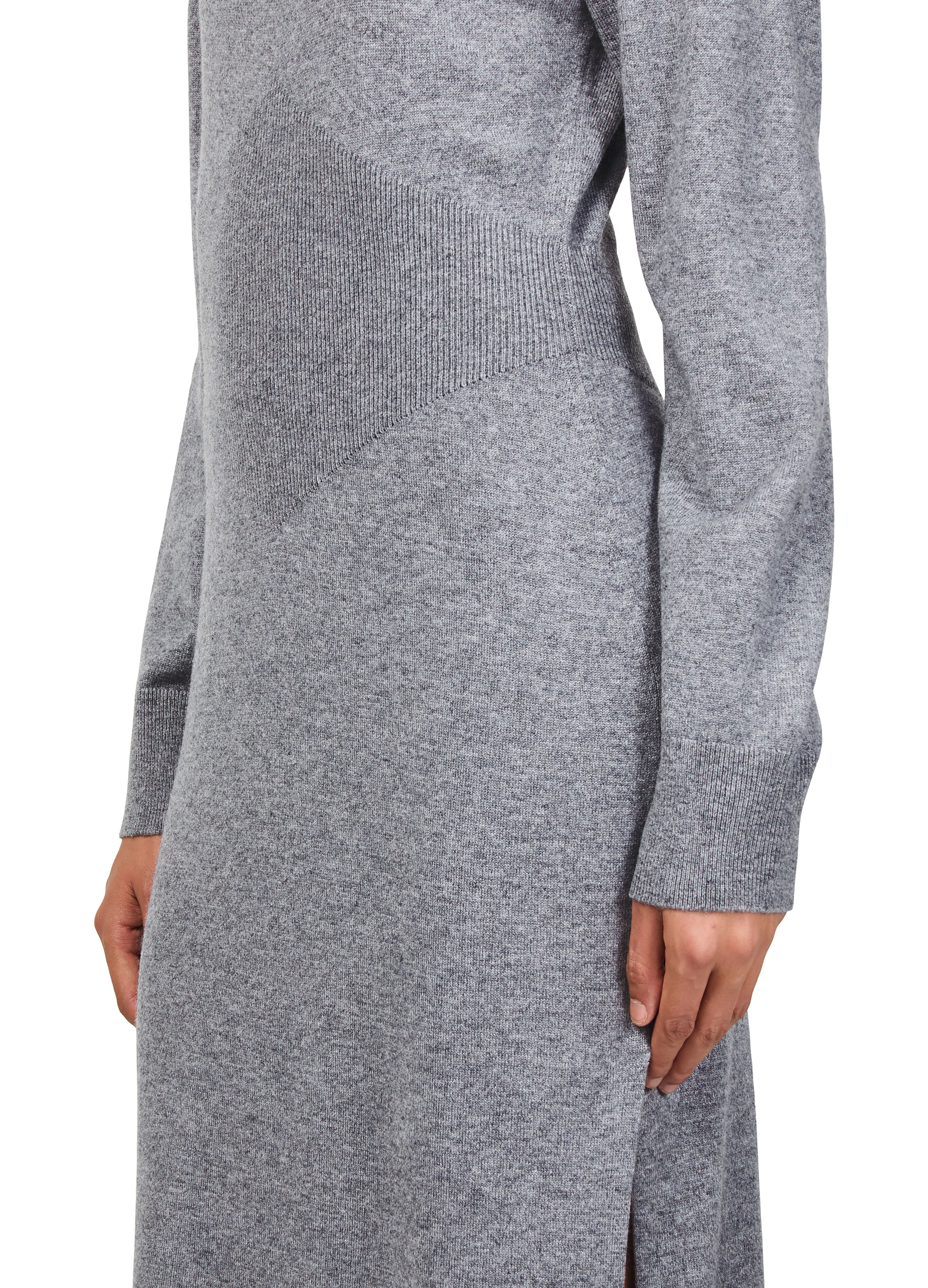 Dress in cashmere with open back thumbnail 4