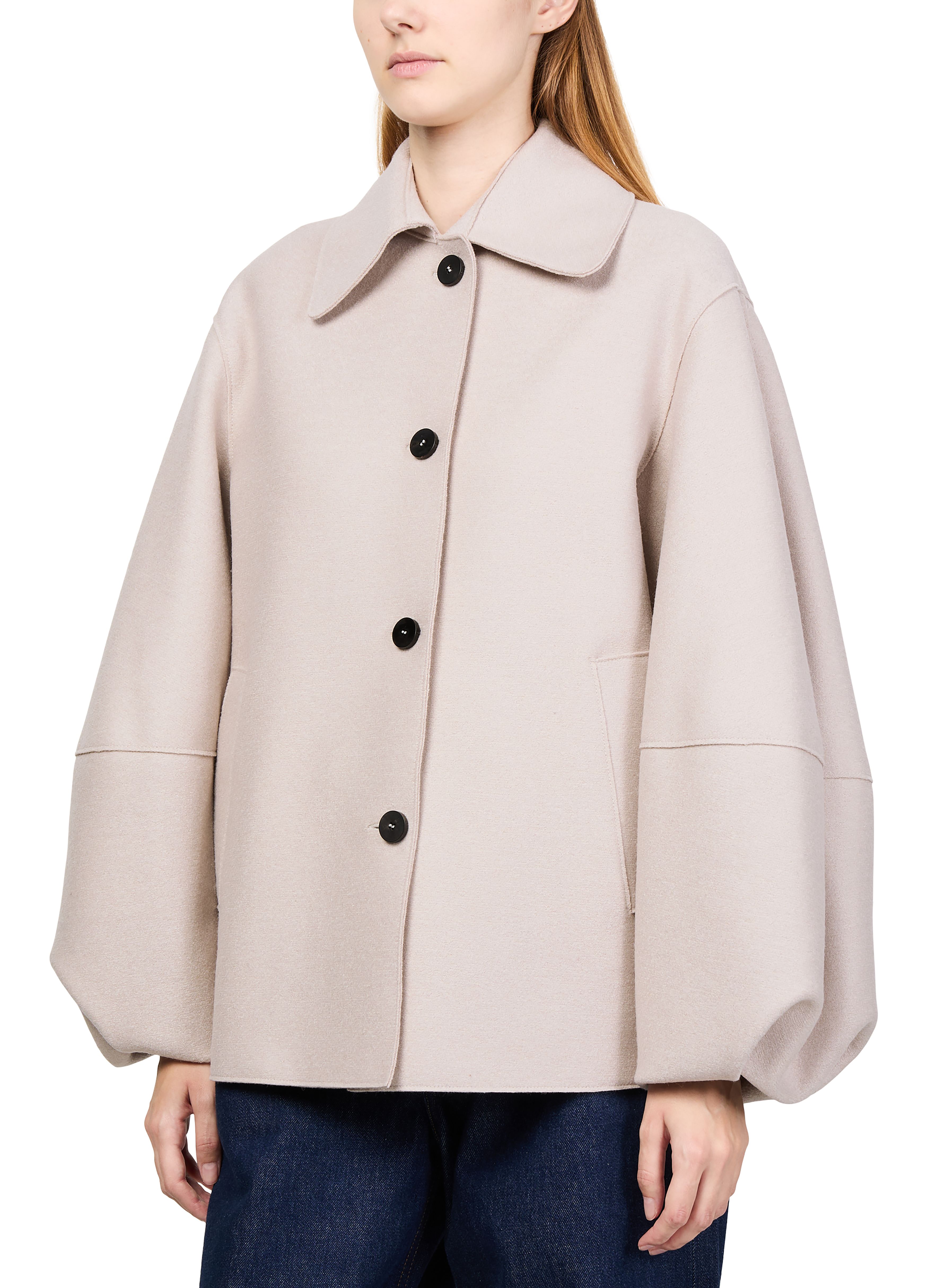 Puff-sleeved jacket in pressed wool thumbnail 4