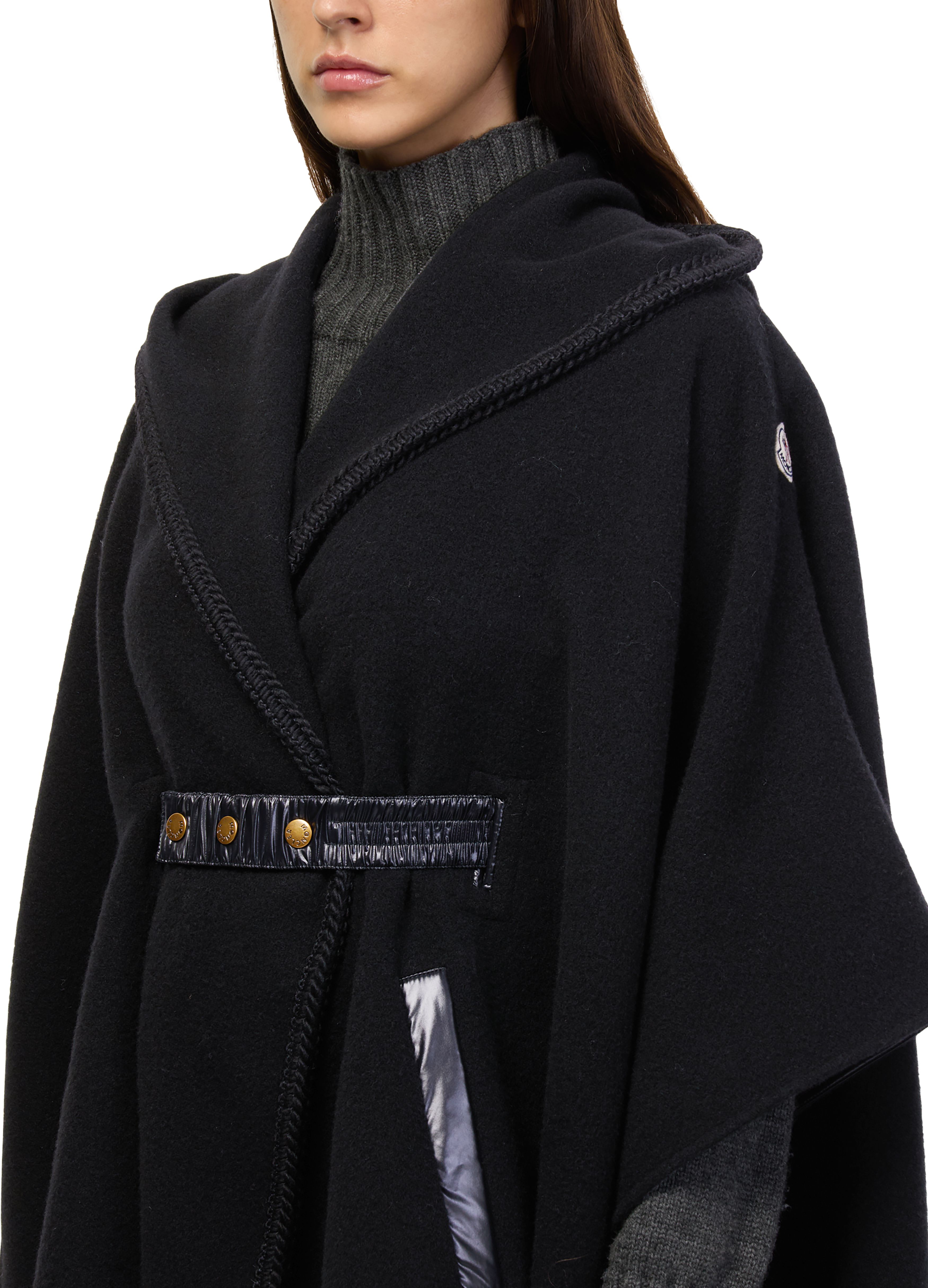 Wool cape thumbnail 4