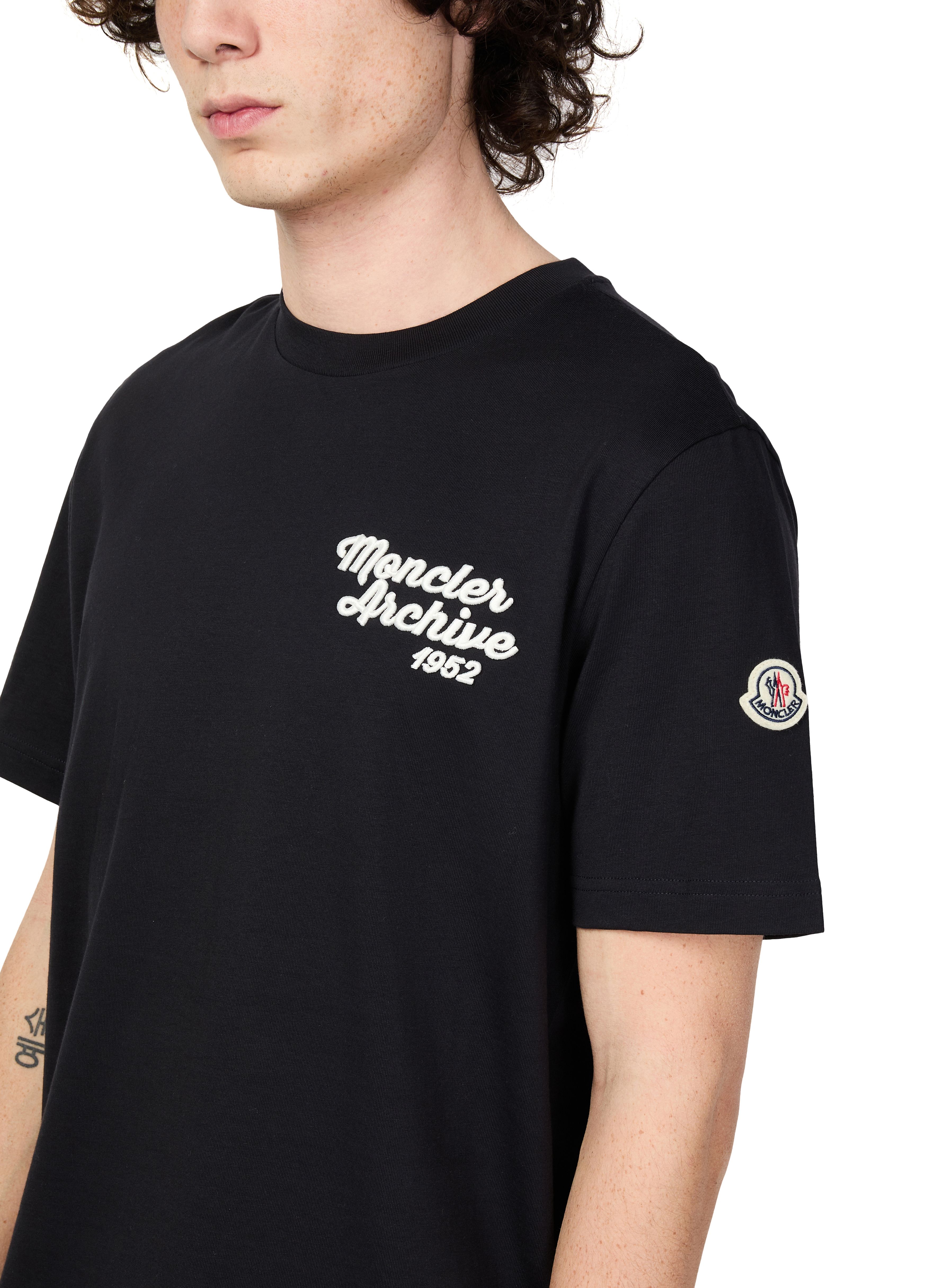Short sleeved t-shirt thumbnail 4