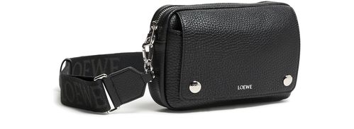 LOEWE Kameratasche Pebble aus genarbtem Kalbsleder