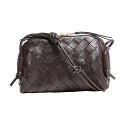 韓国の人気【BOTTEGA VENETA】☆Intrecciato コンサートポーチ☆ ボッテガイントレチャート コンサートポーチ