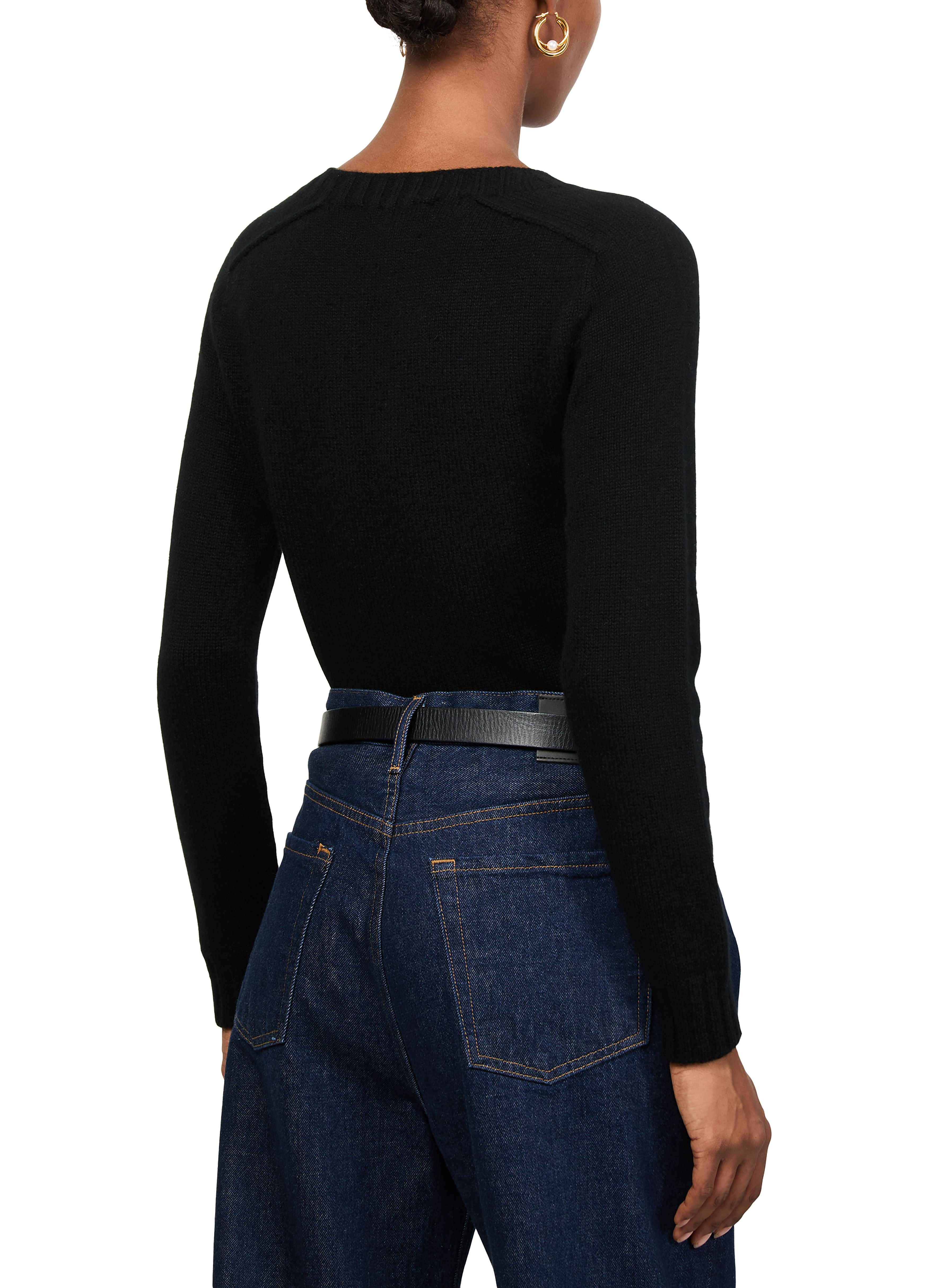 Round-neck sweater thumbnail 4
