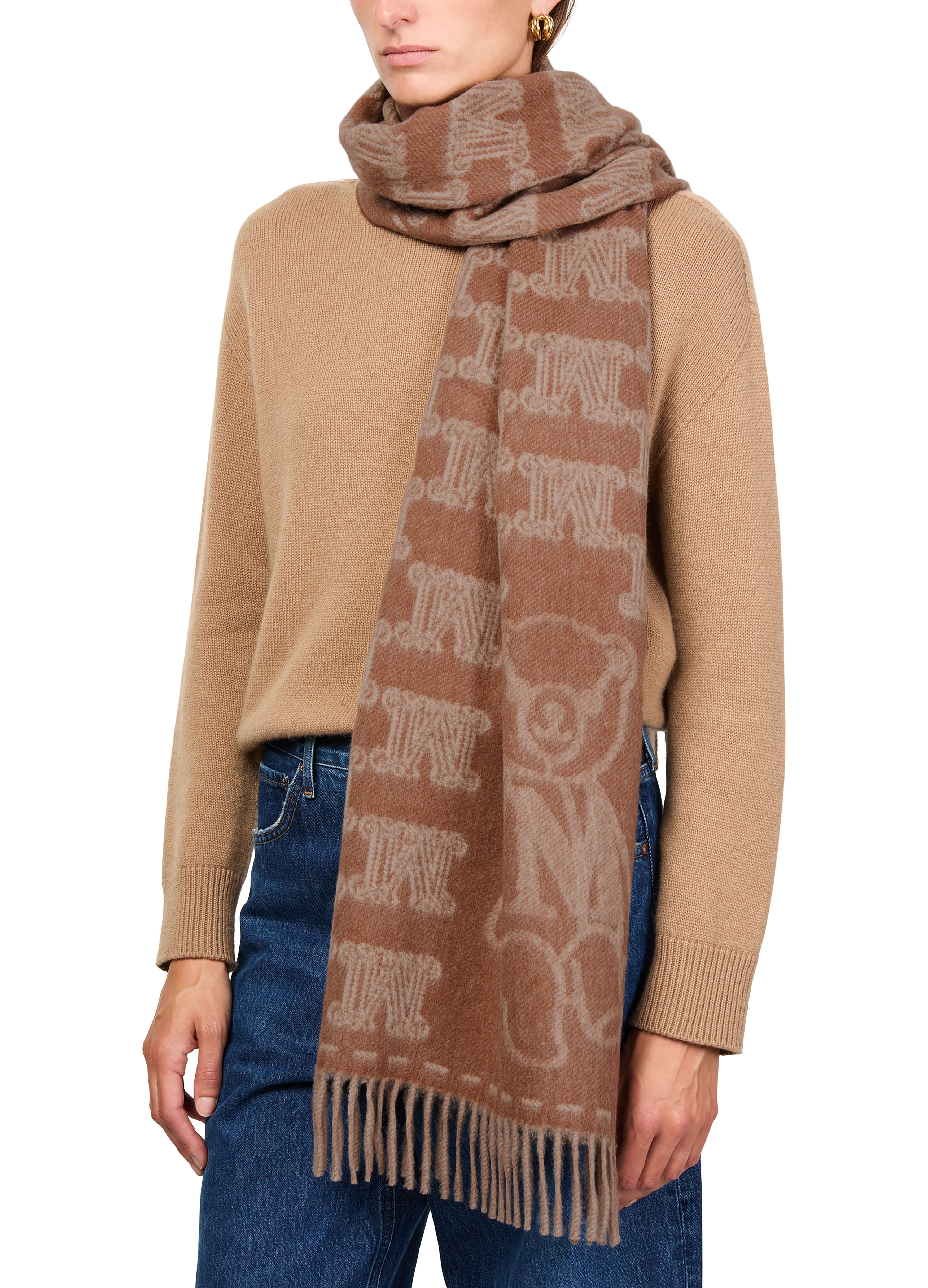 Wsteddy scarf thumbnail 5